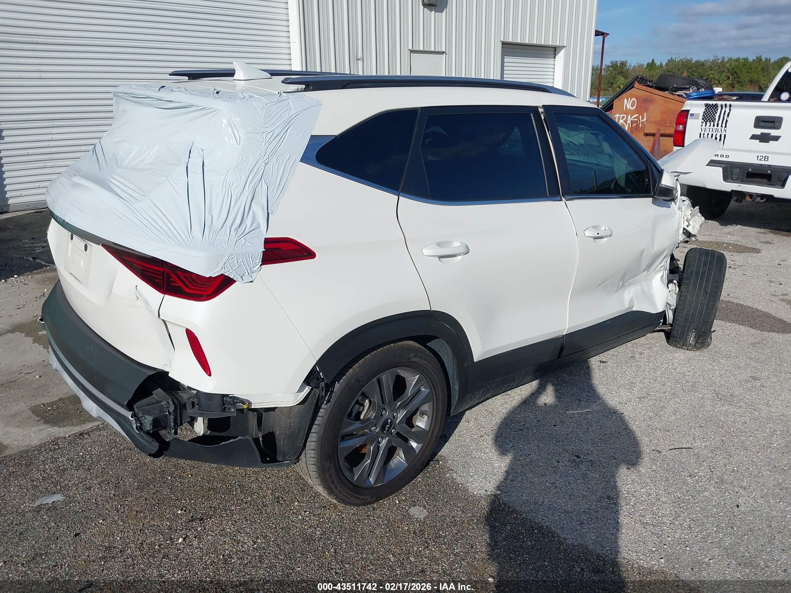 KIA SELTOS image 4
