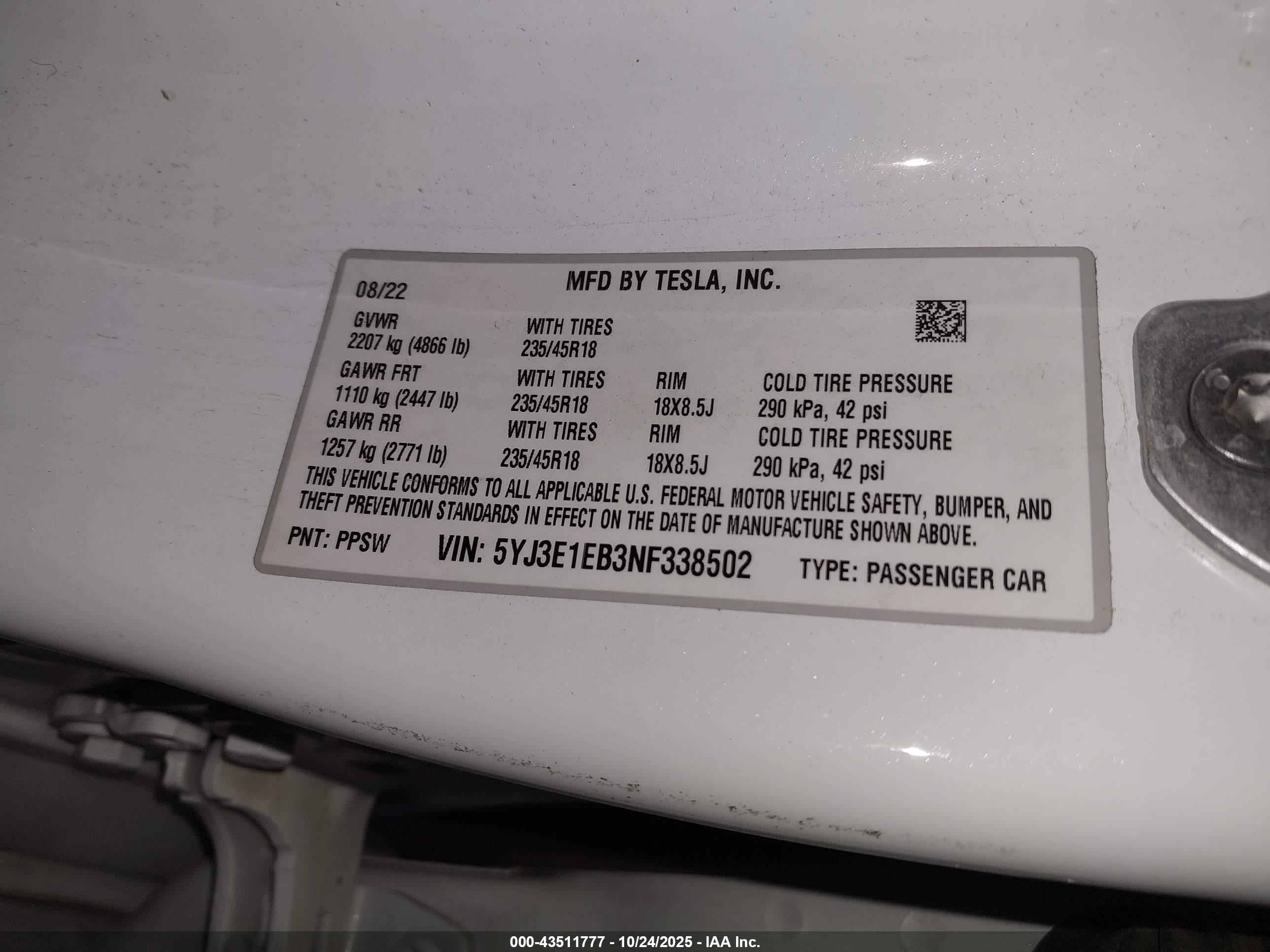 TESLA MODEL image 9