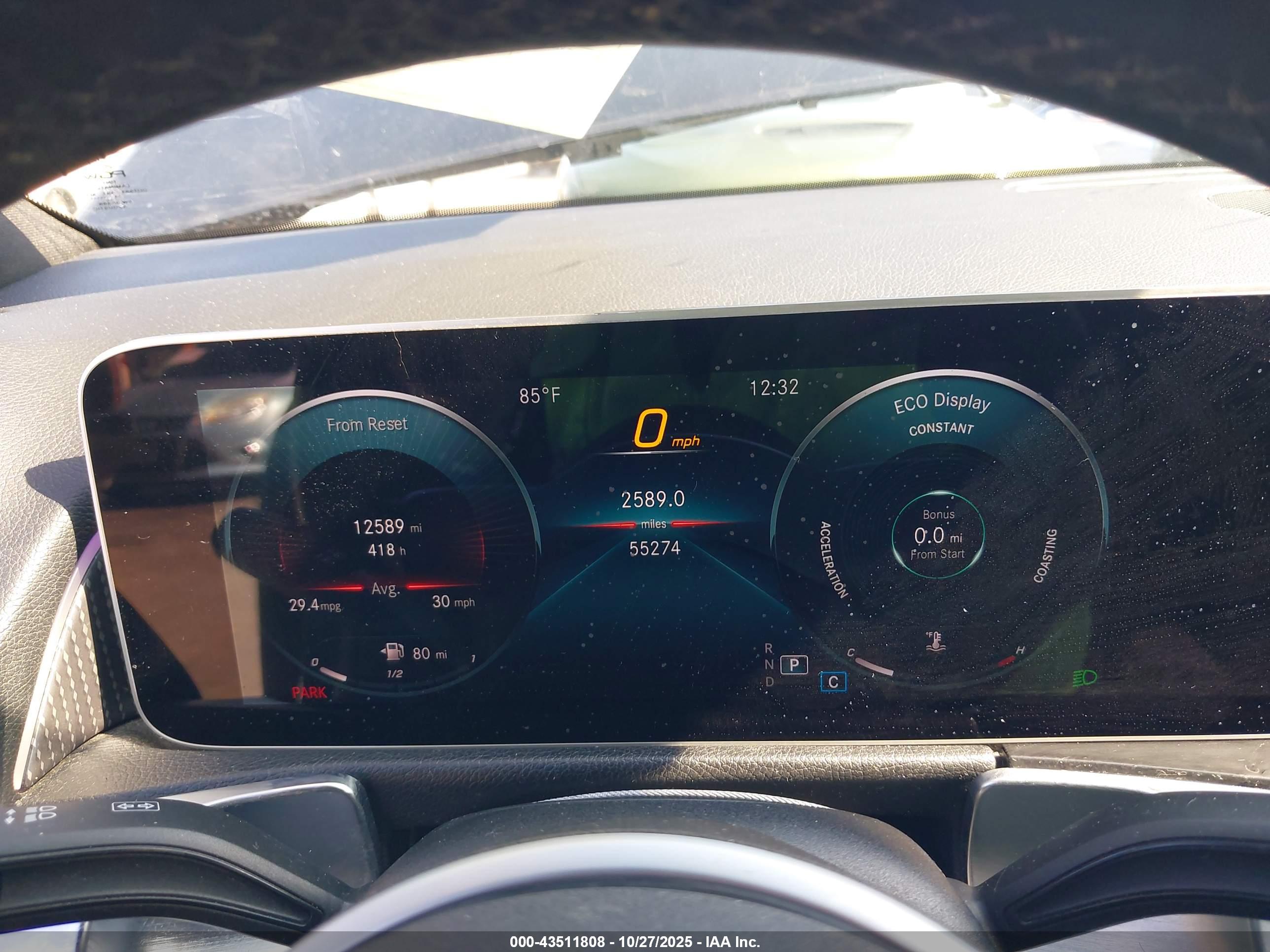MERCEDES-BENZ GLB image 7
