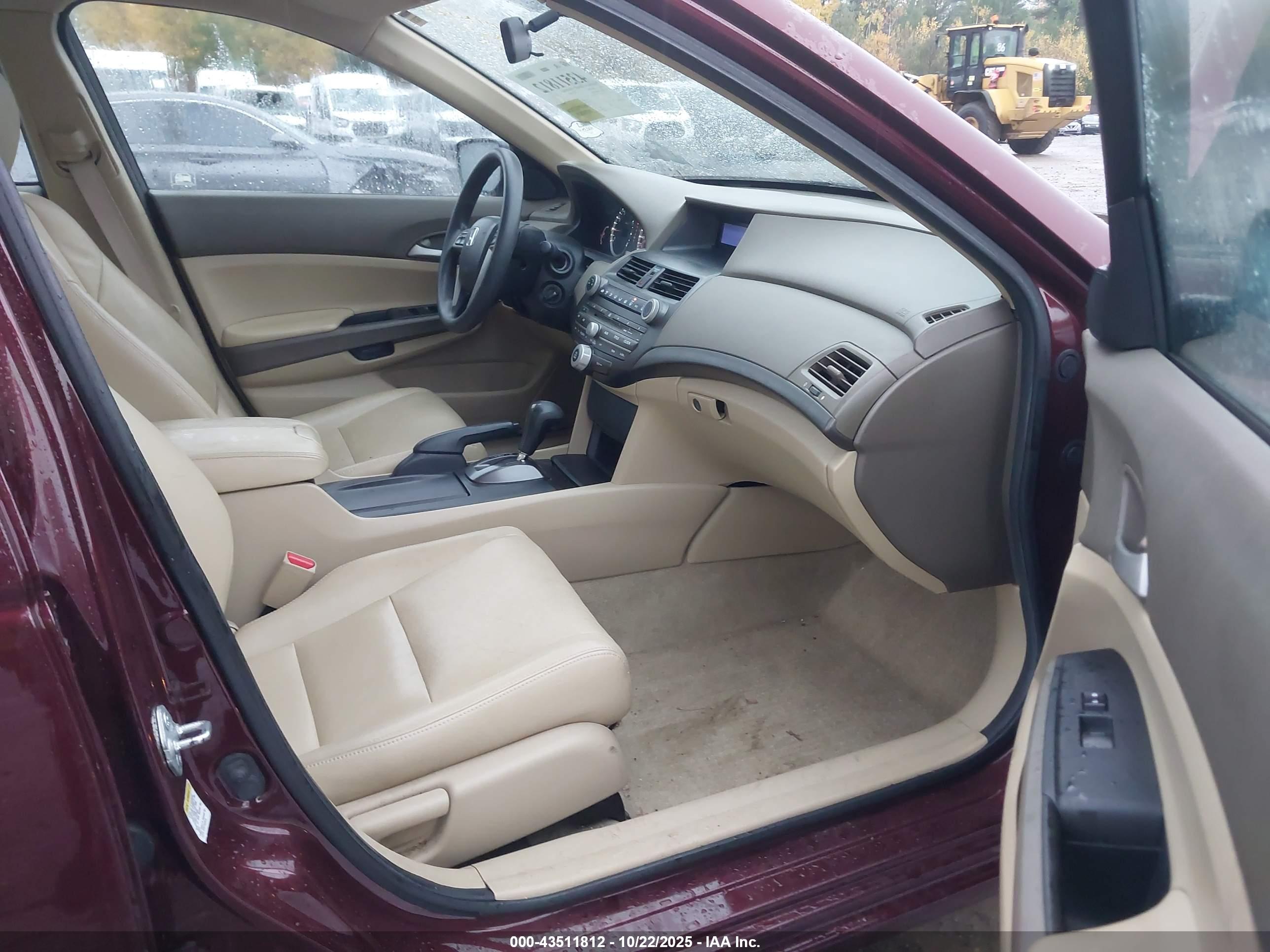 HONDA ACCORD image 5