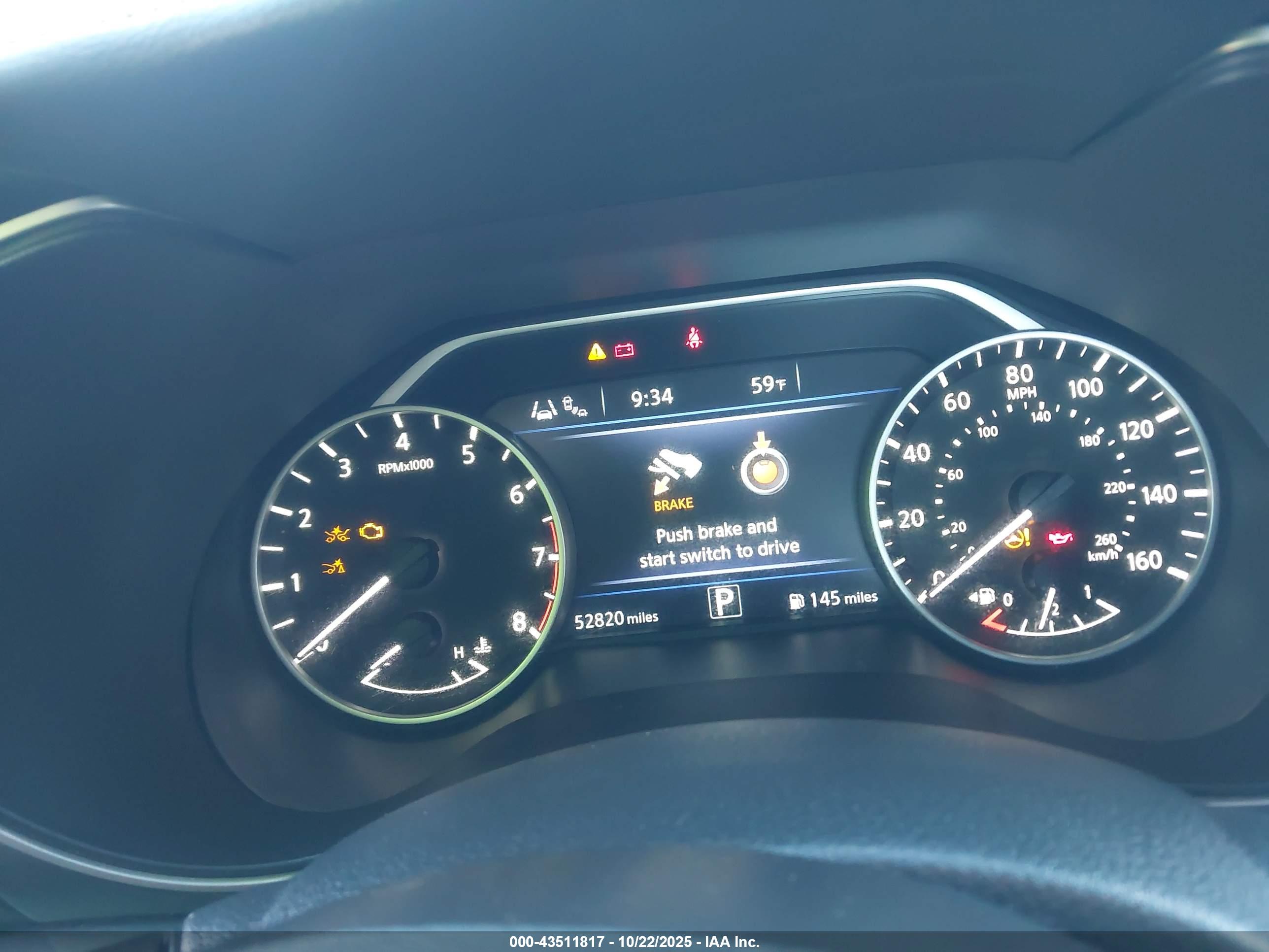 NISSAN MAXIMA image 7