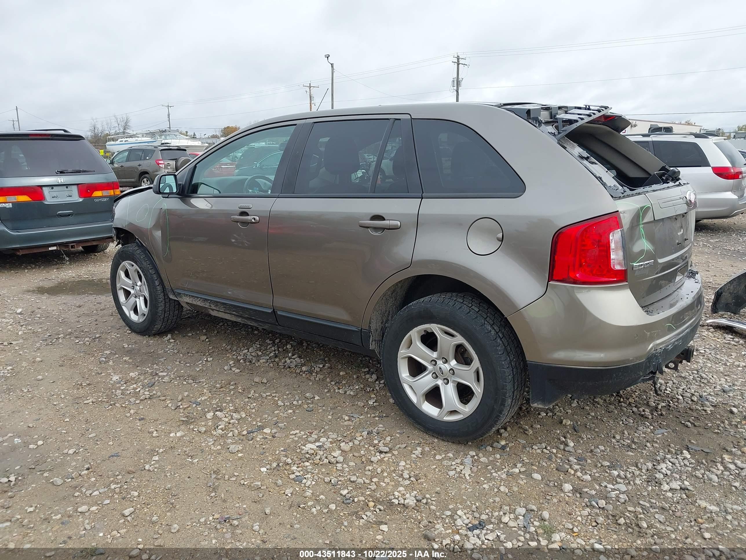 FORD EDGE image 3