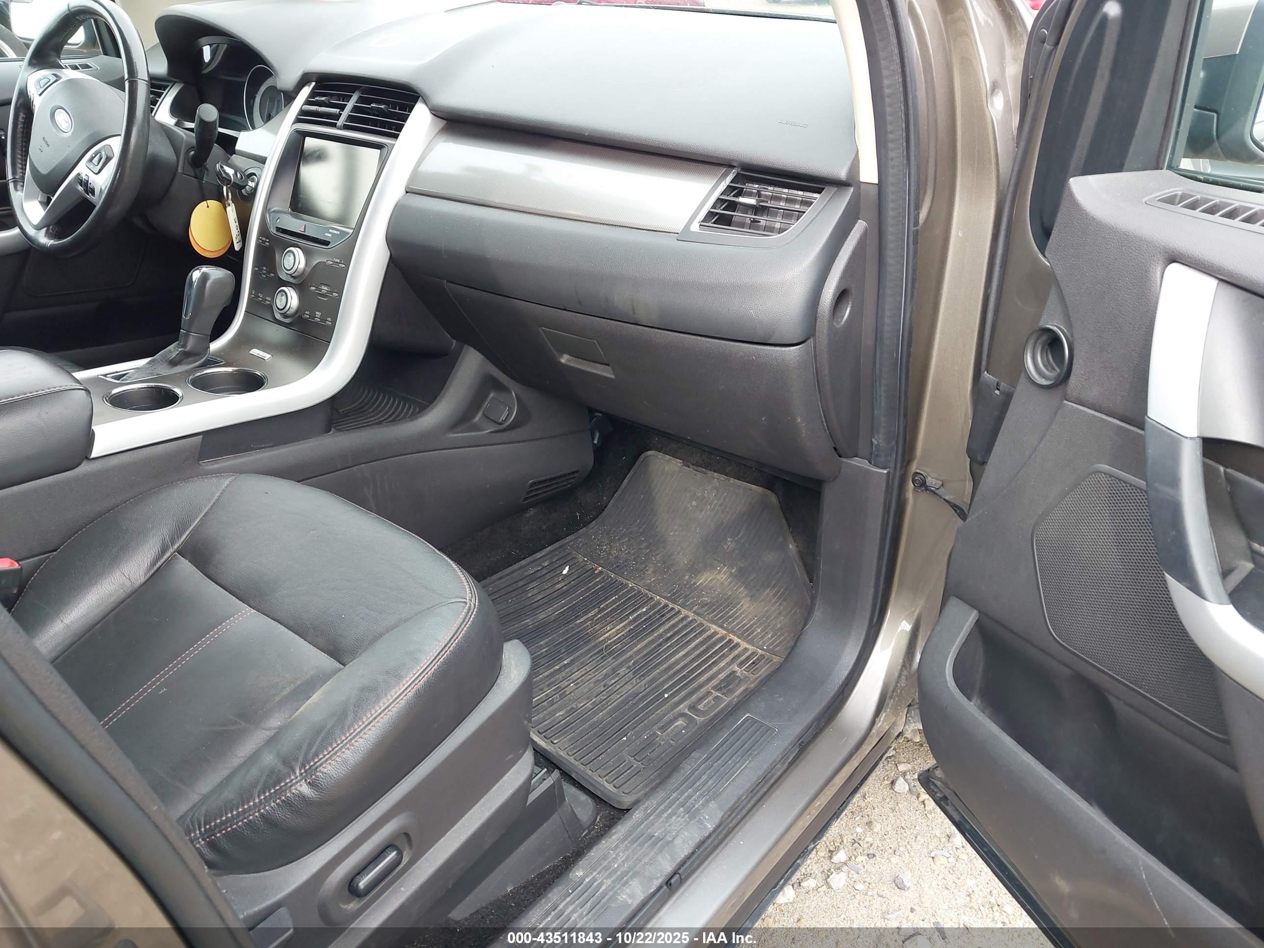 FORD EDGE image 5
