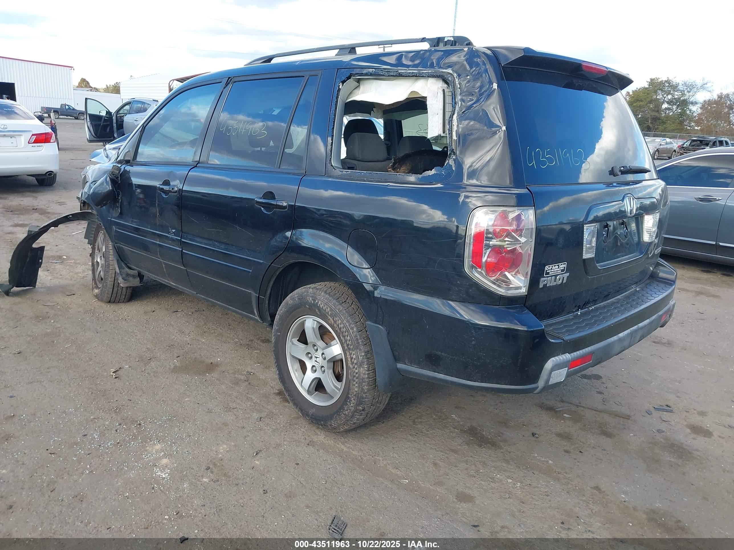 HONDA PILOT image 3