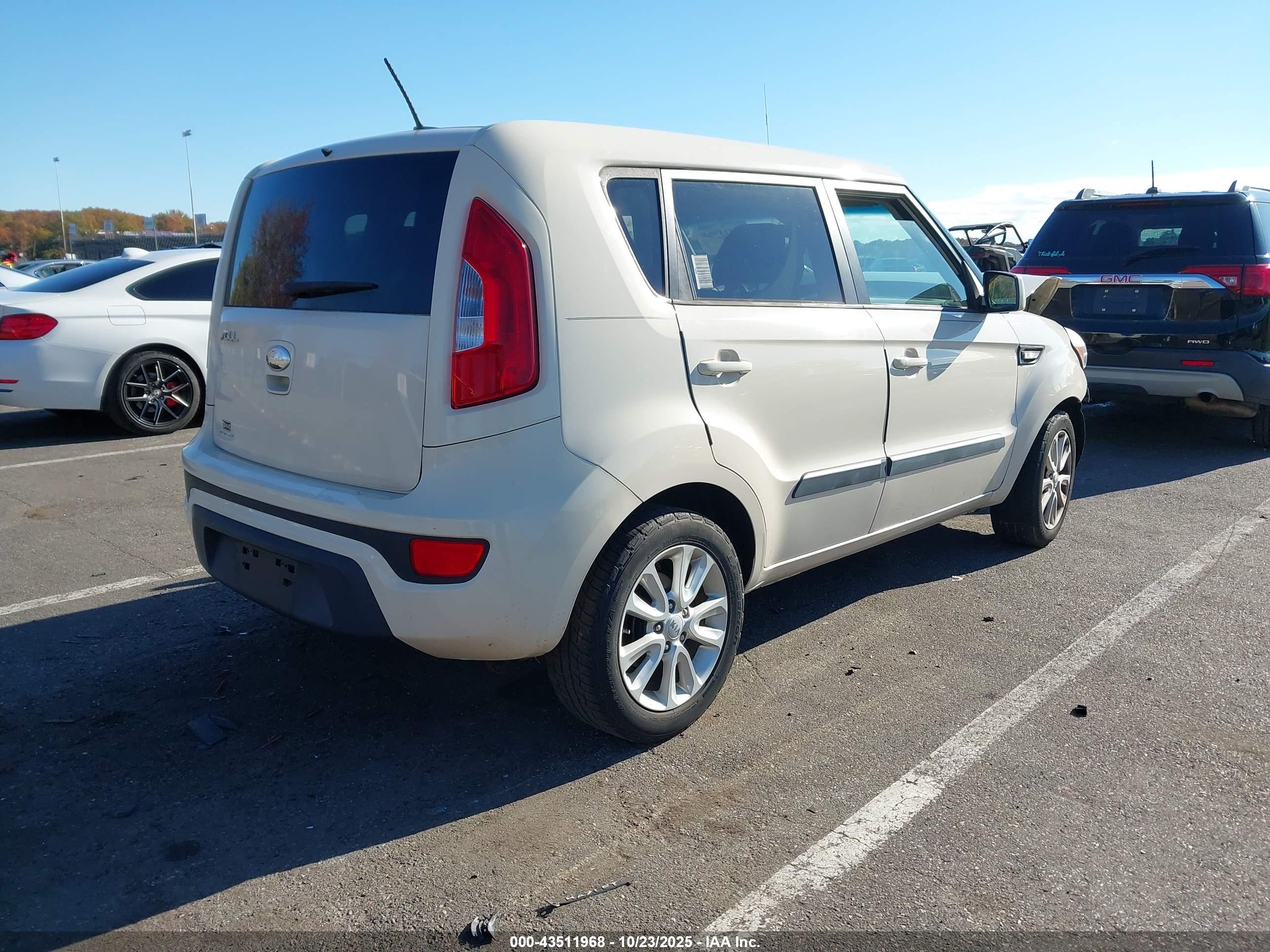 KIA SOUL image 4