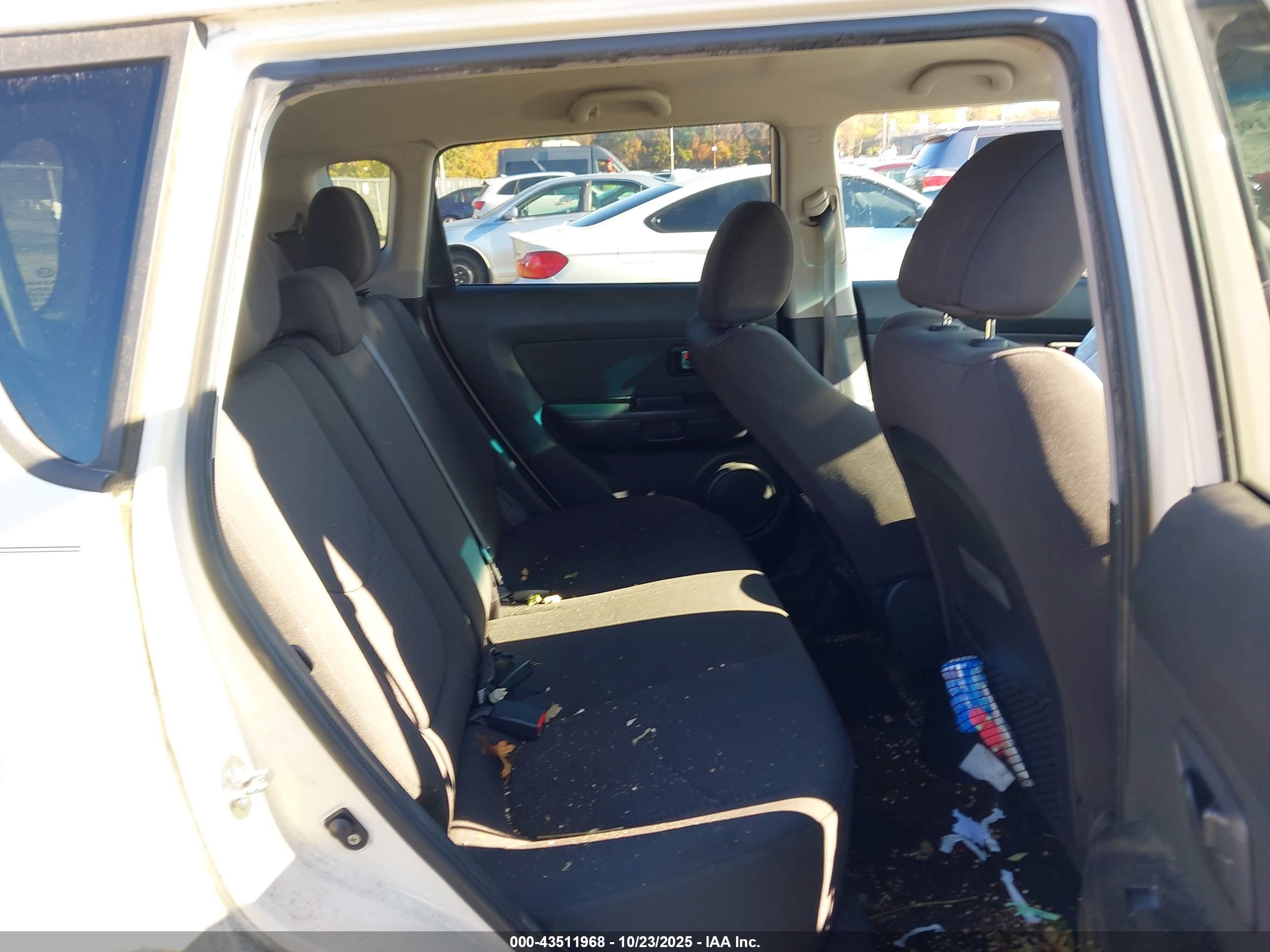KIA SOUL image 8