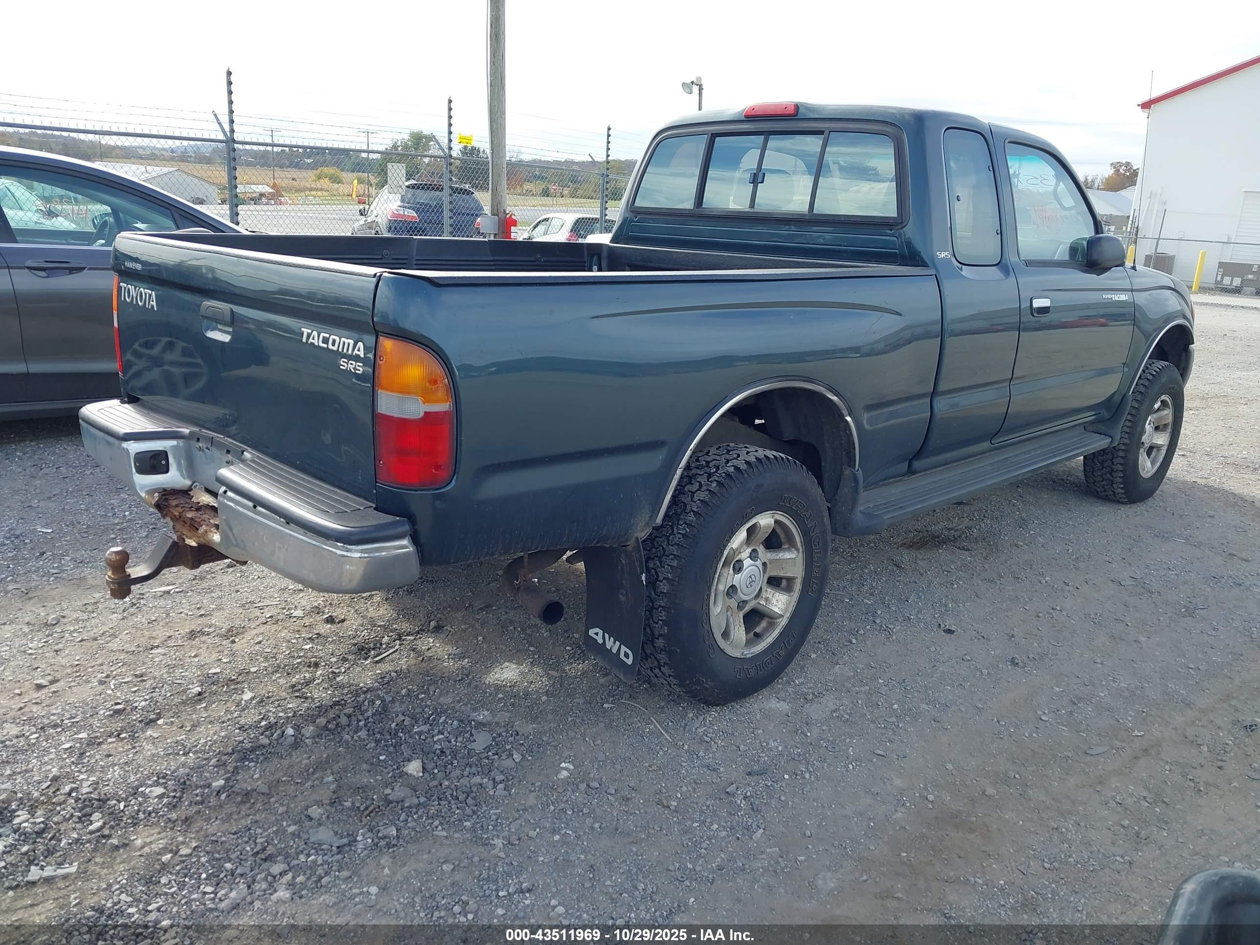 TOYOTA TACOMA image 4
