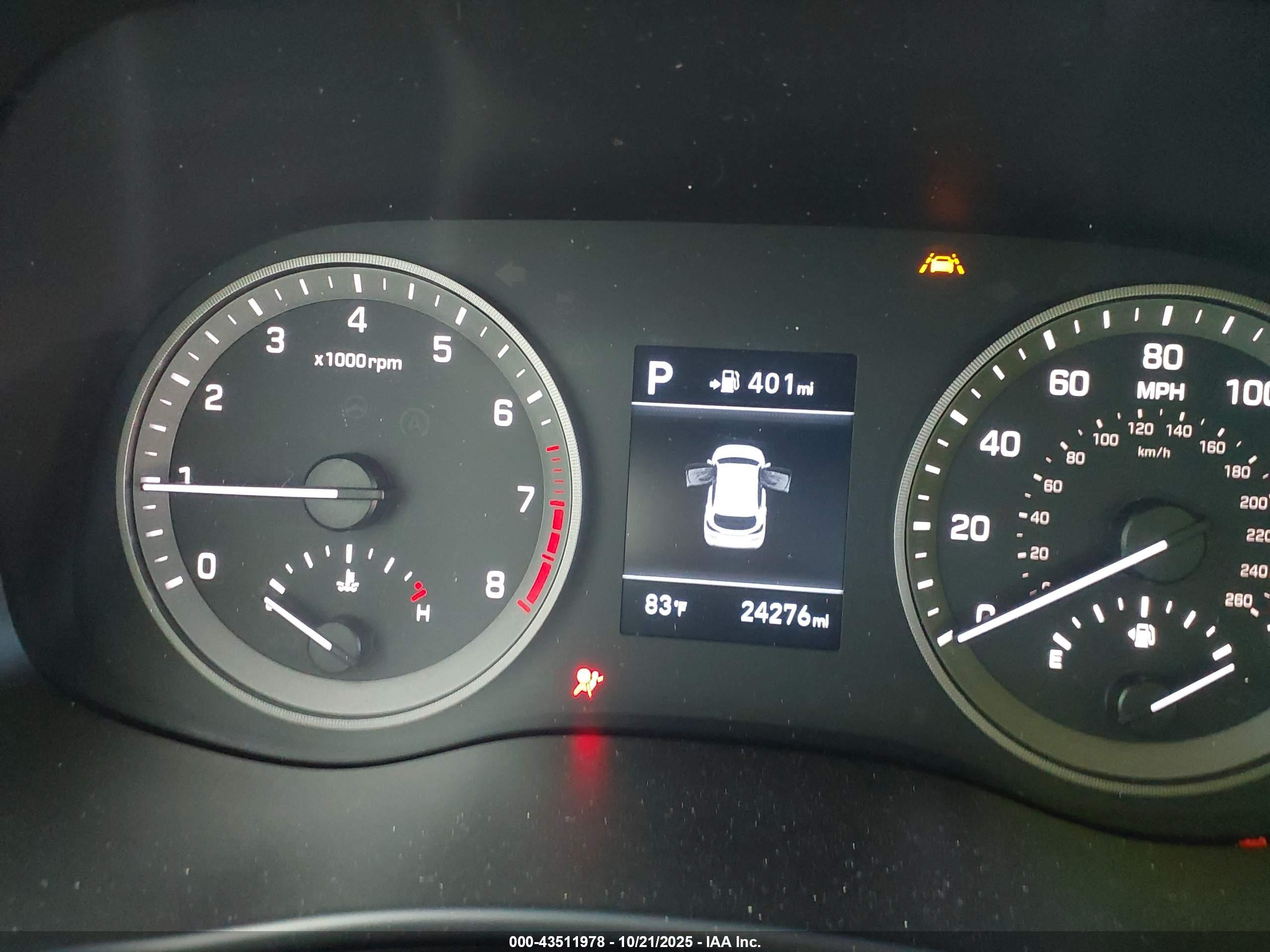 HYUNDAI TUCSON image 7