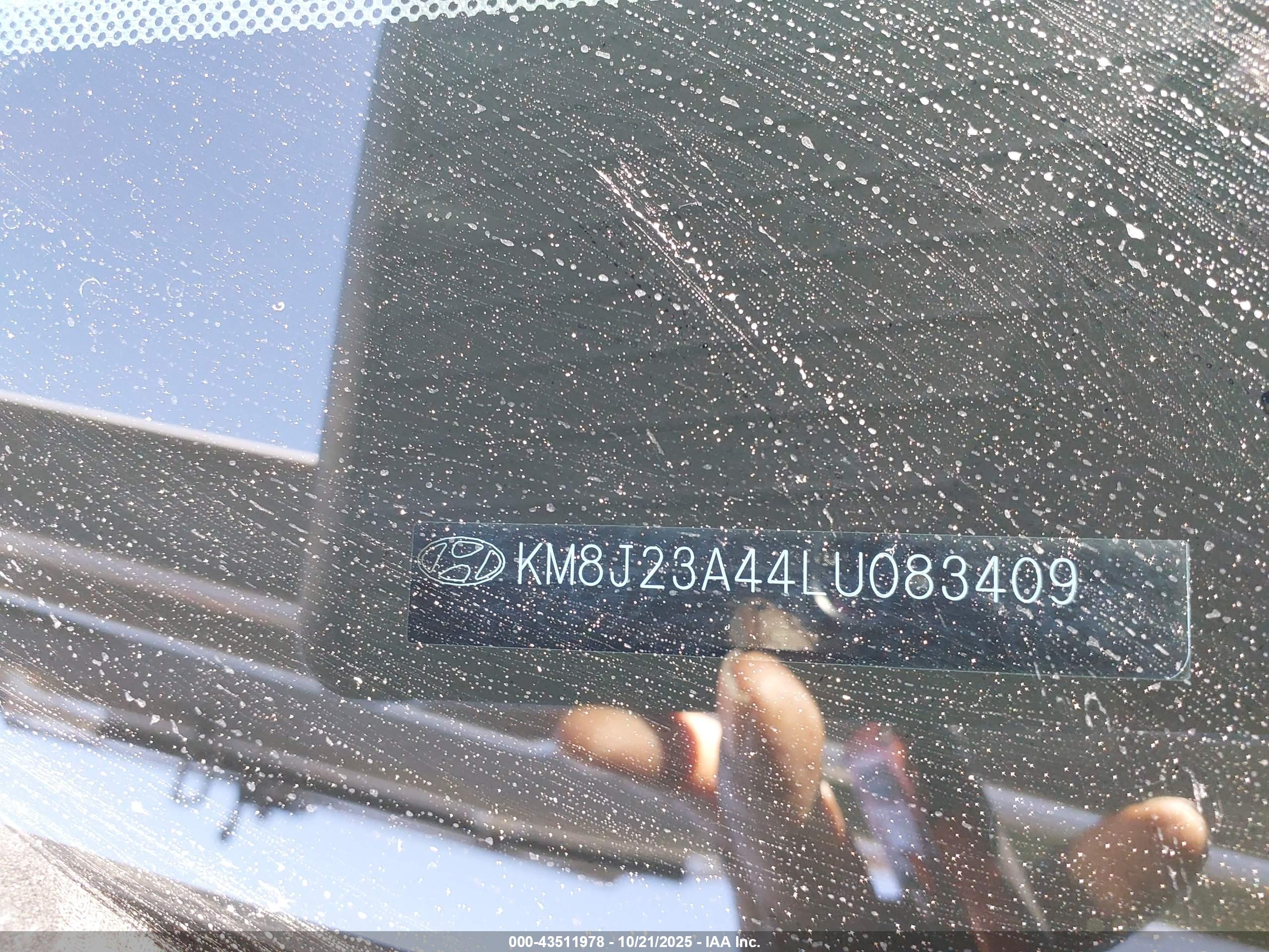 HYUNDAI TUCSON image 9