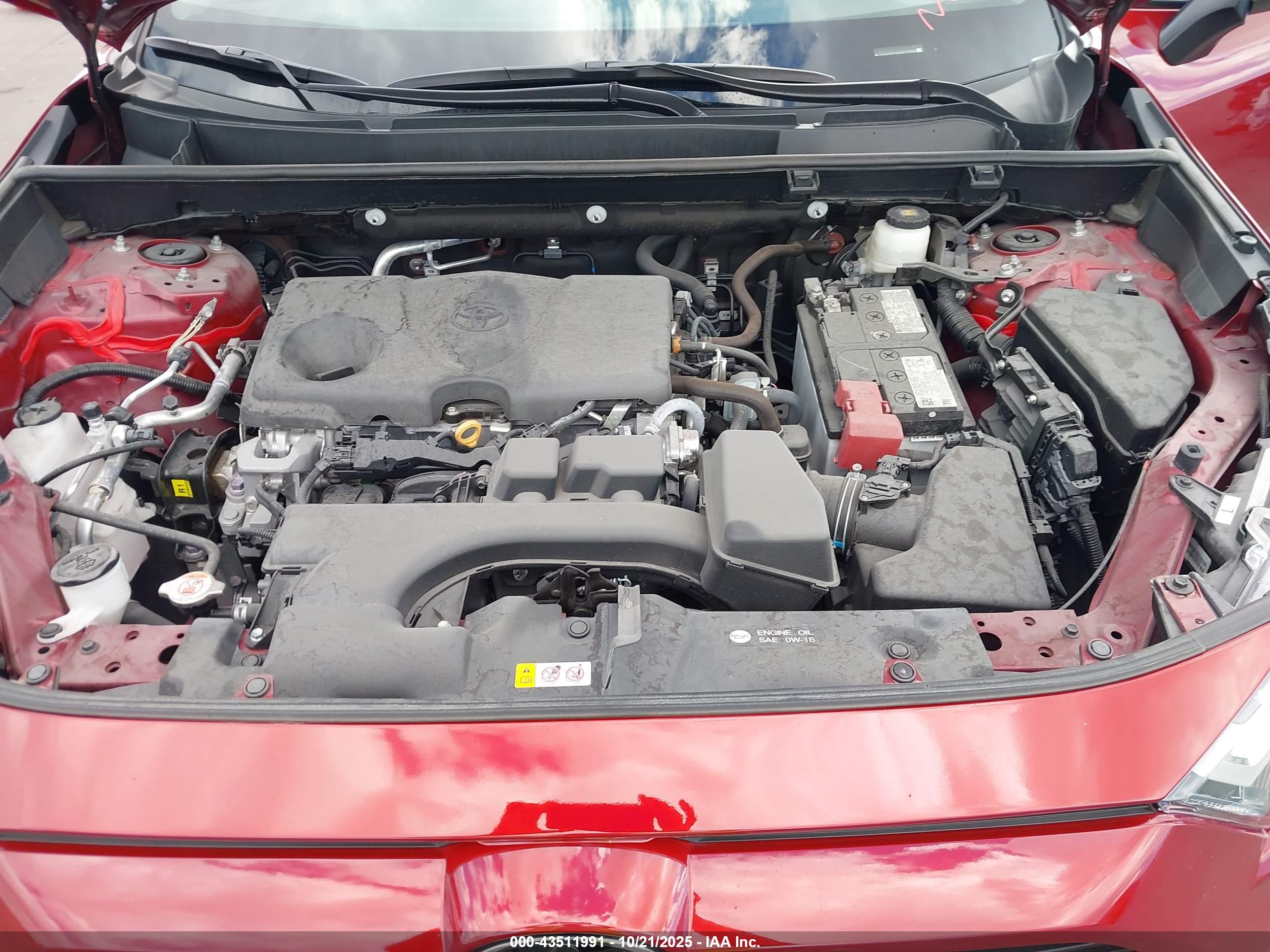 TOYOTA RAV4 image 10