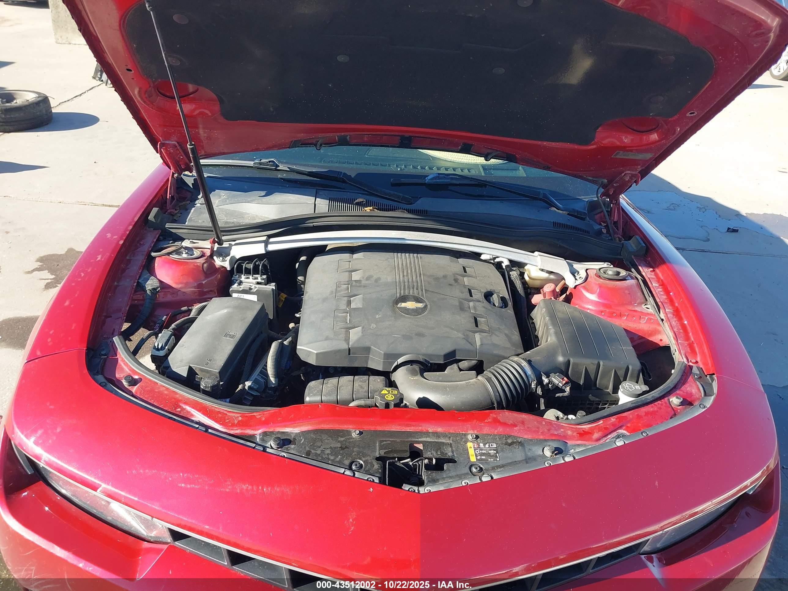 CHEVROLET CAMARO image 10
