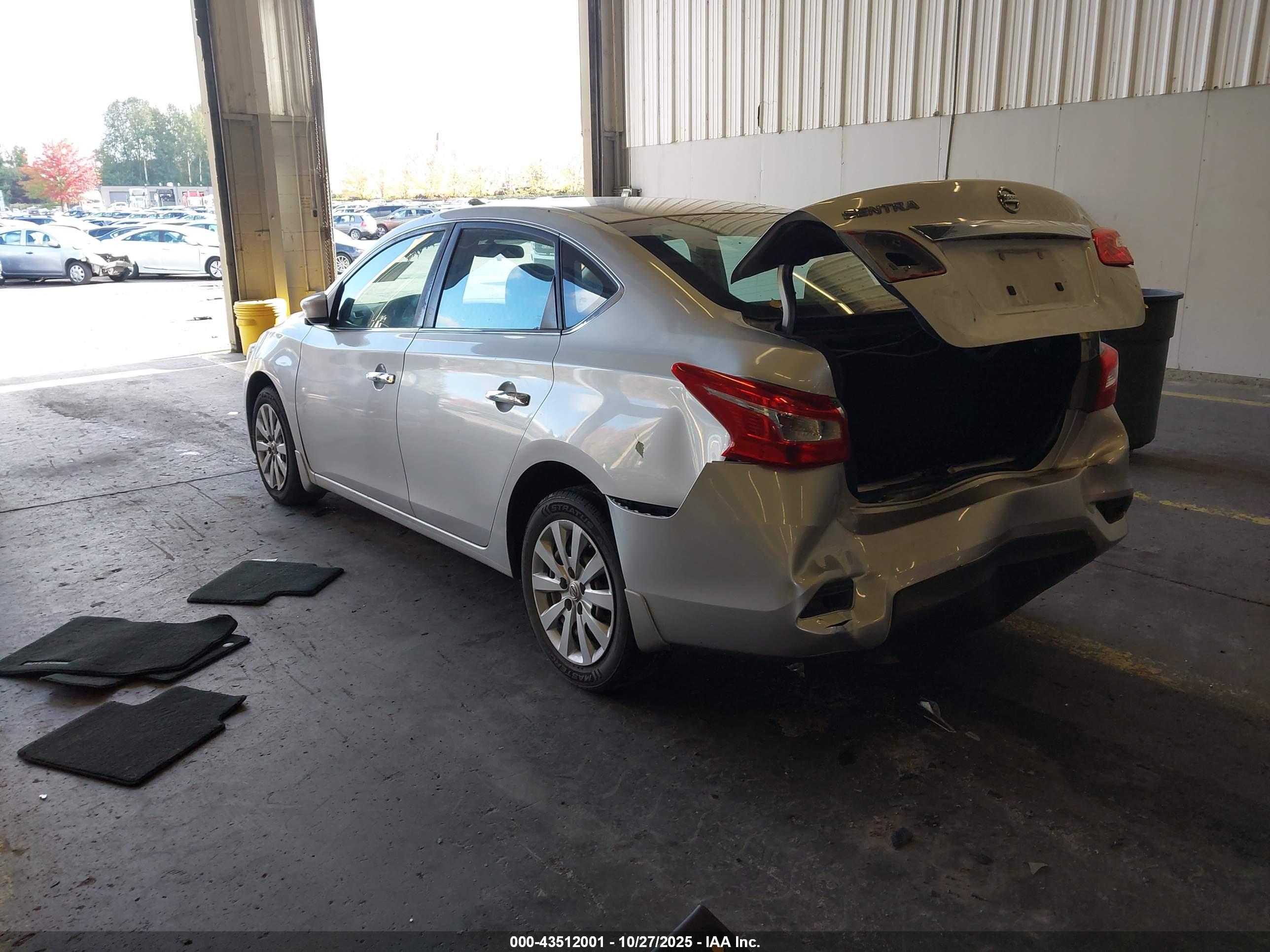 NISSAN SENTRA image 3