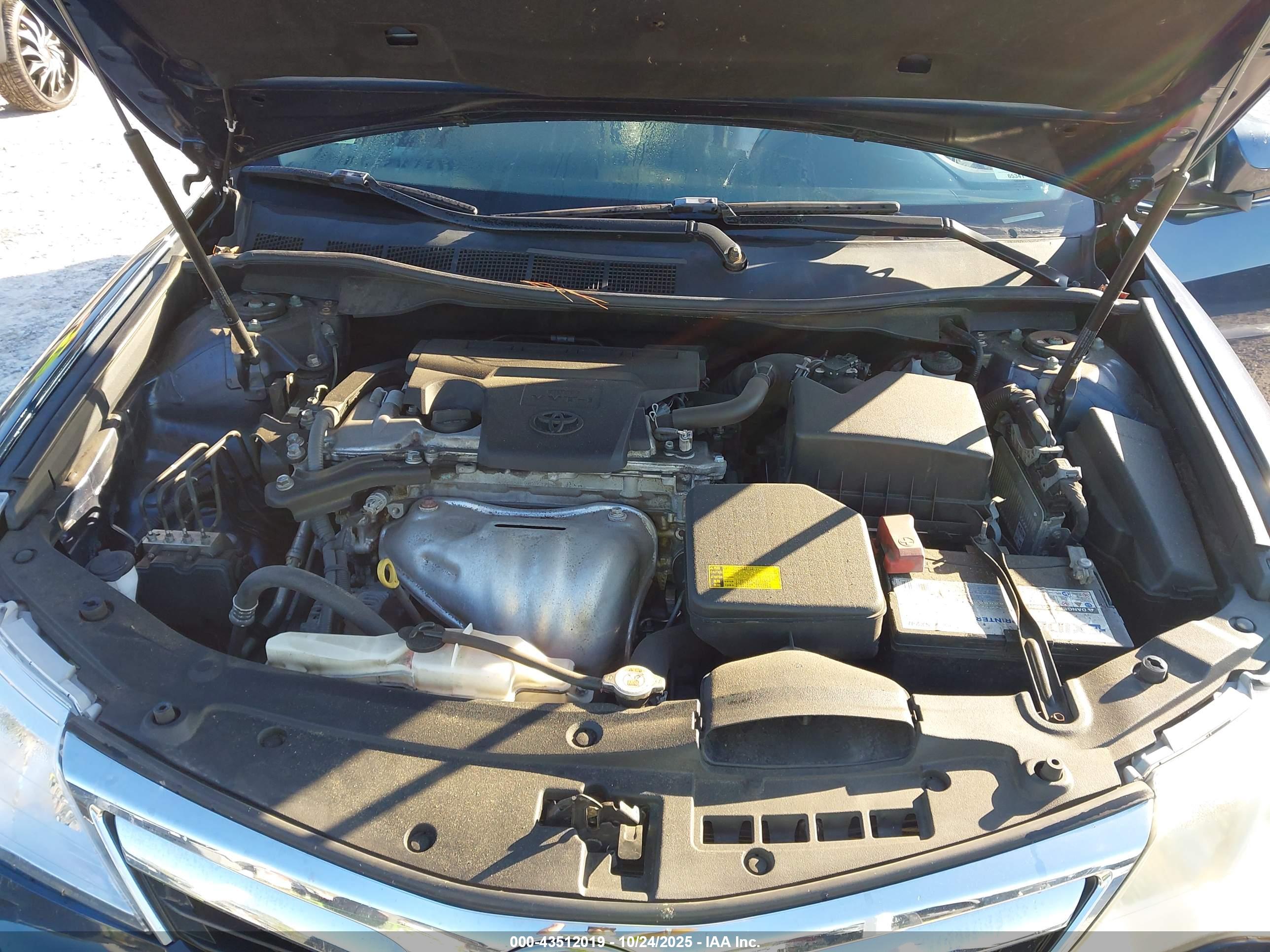 TOYOTA CAMRY image 10