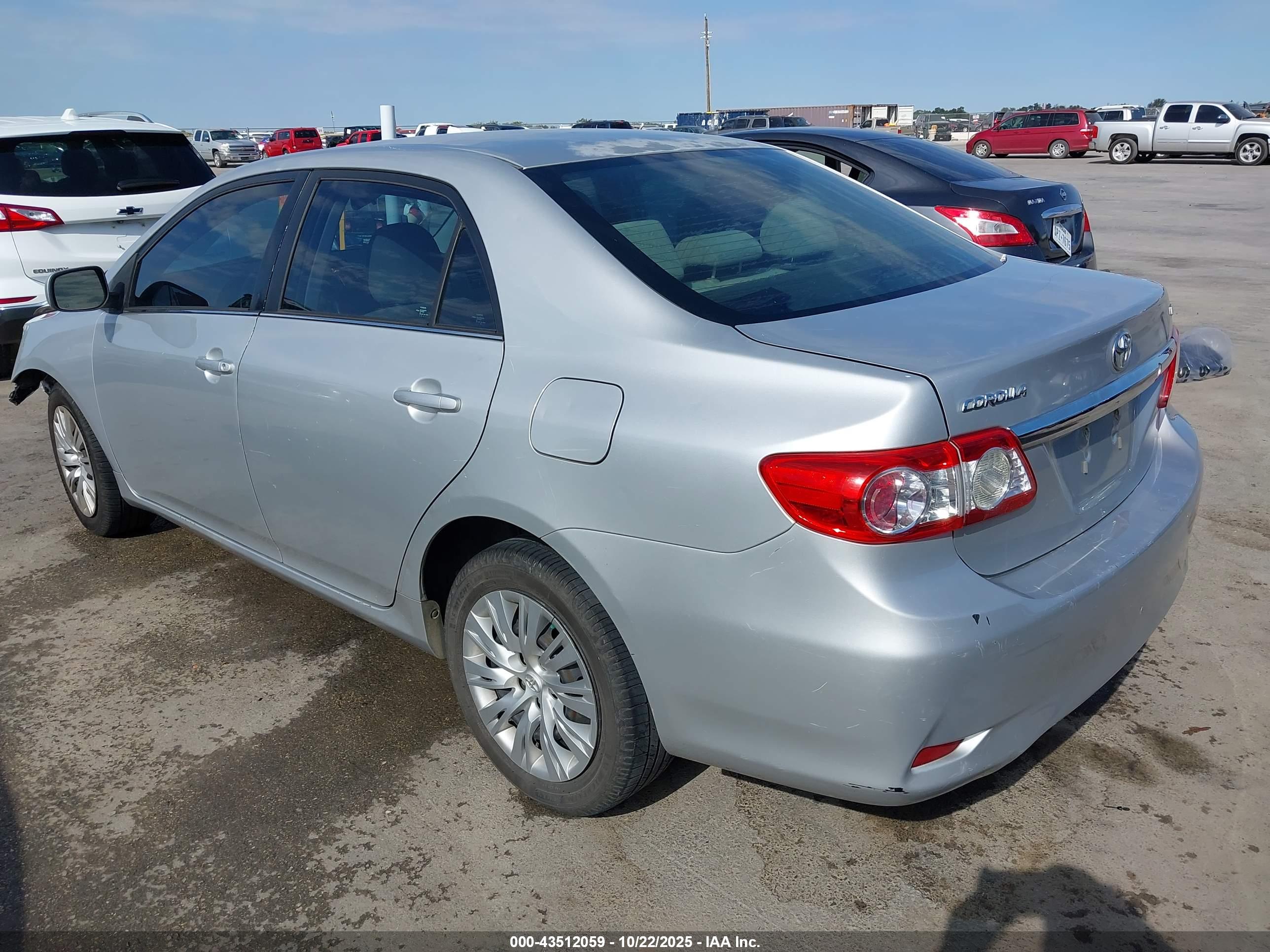 TOYOTA COROLLA image 3