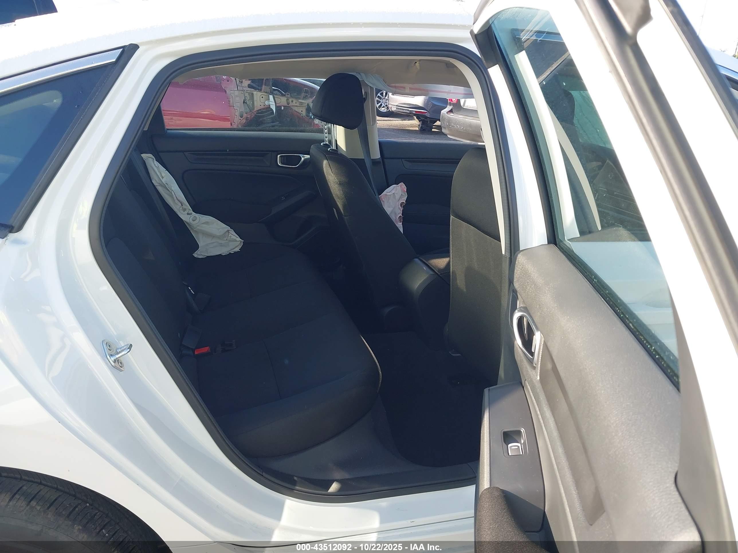 HONDA CIVIC image 8