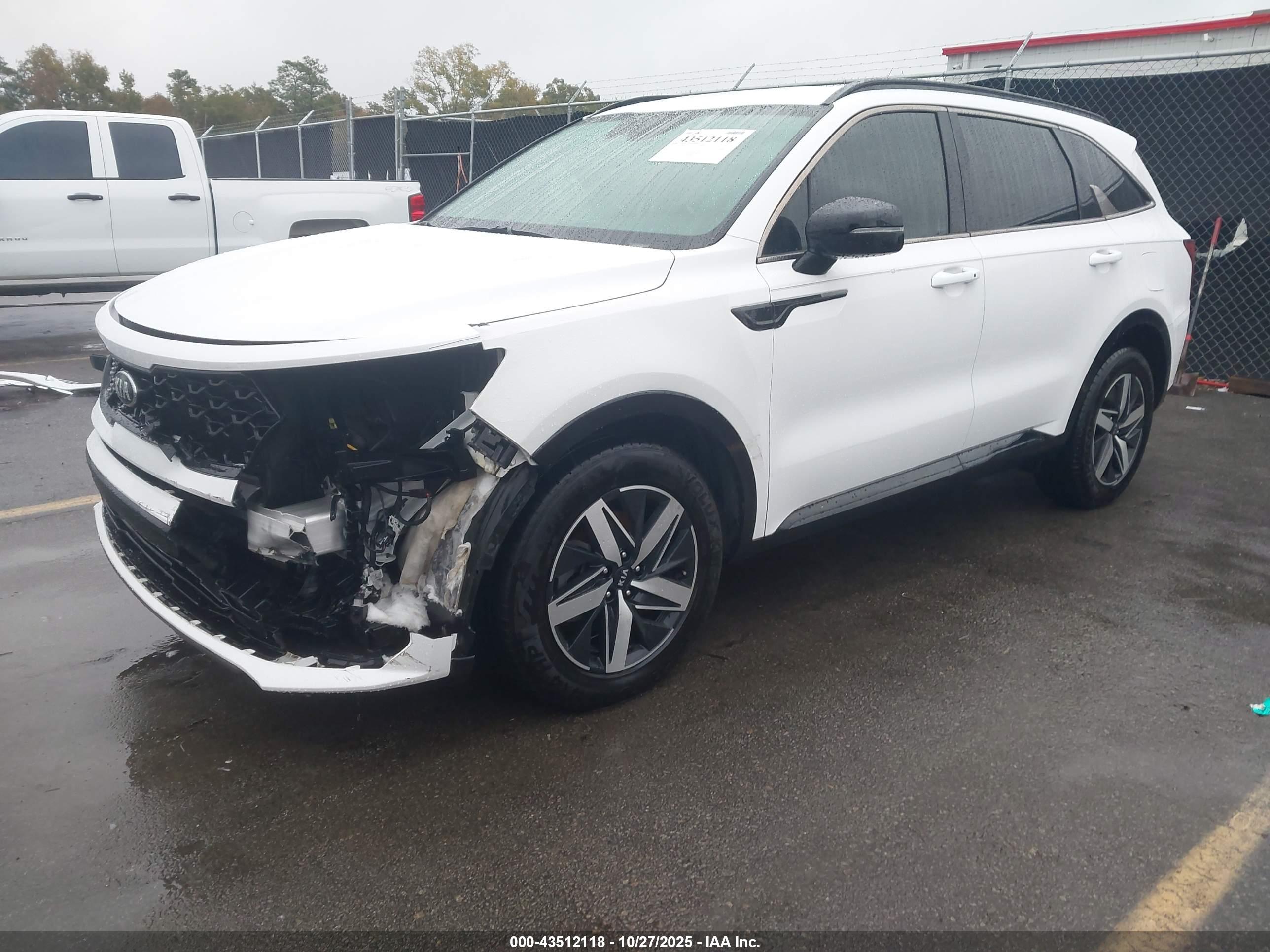 KIA SORENTO image 2