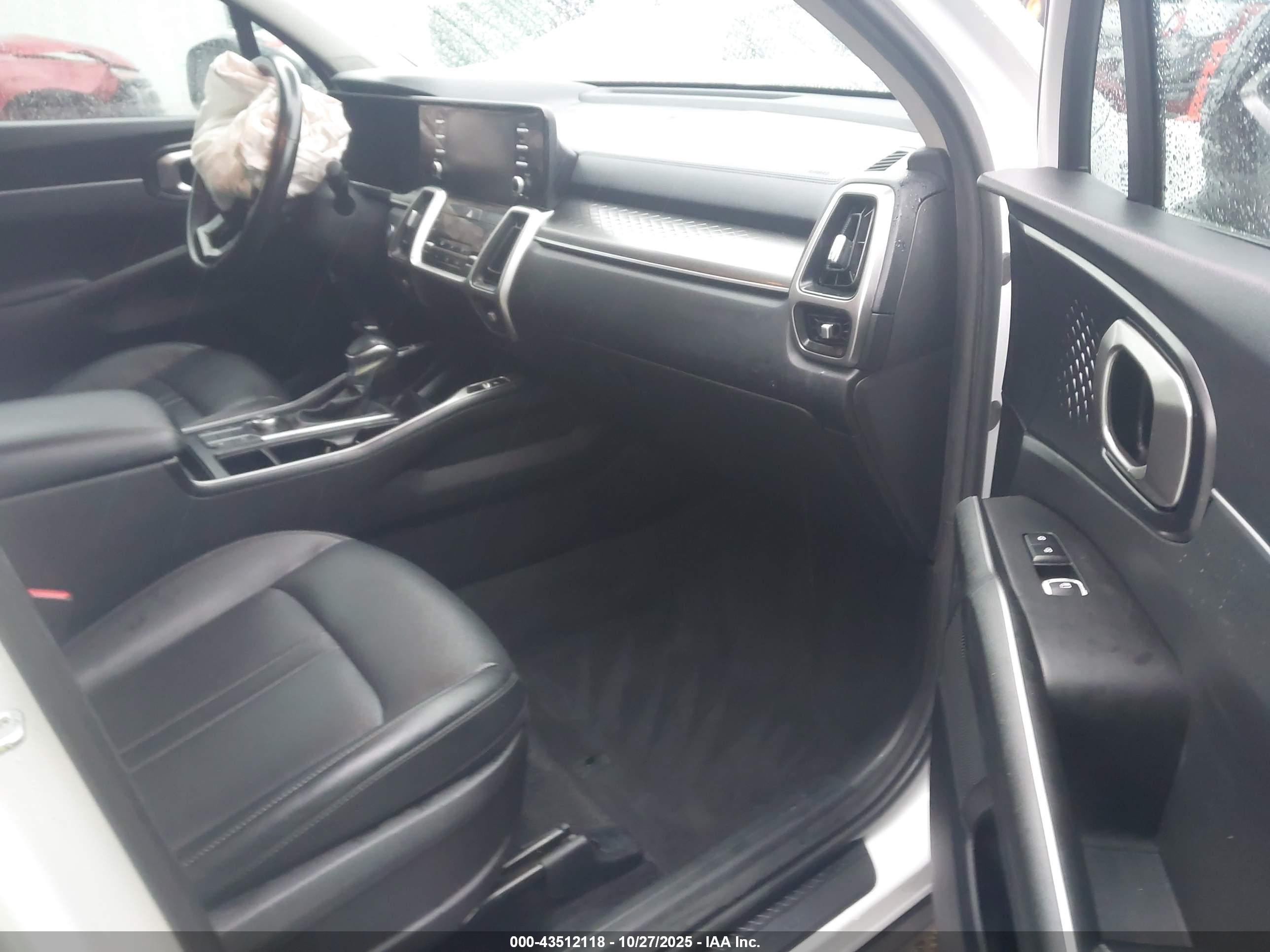 KIA SORENTO image 5