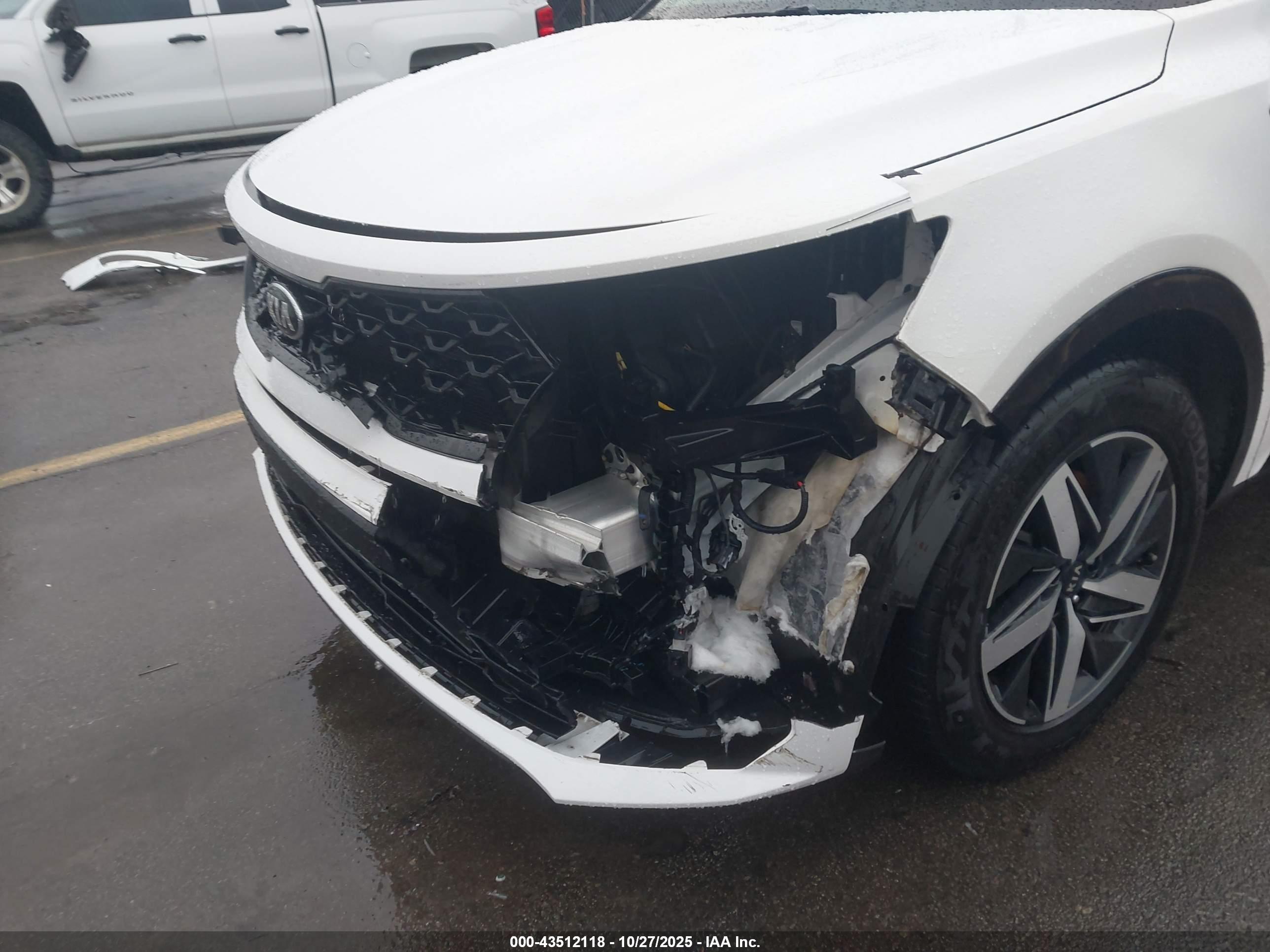 KIA SORENTO image 6