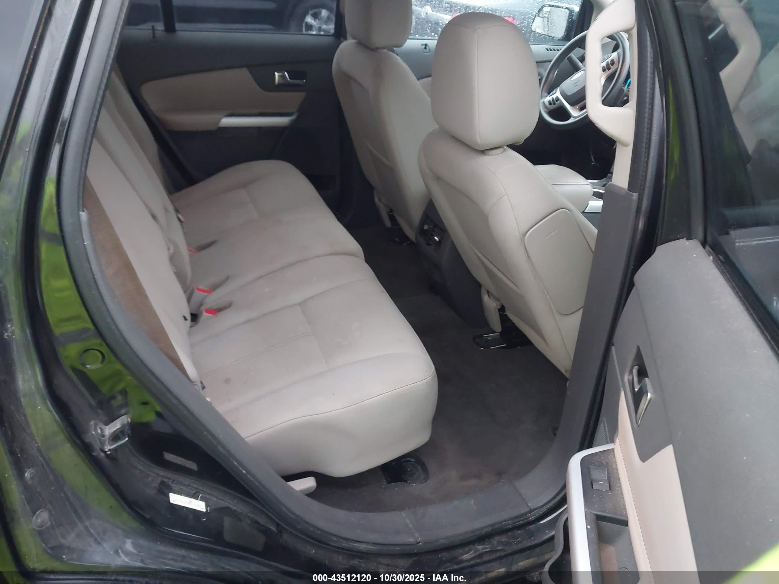 FORD EDGE image 8