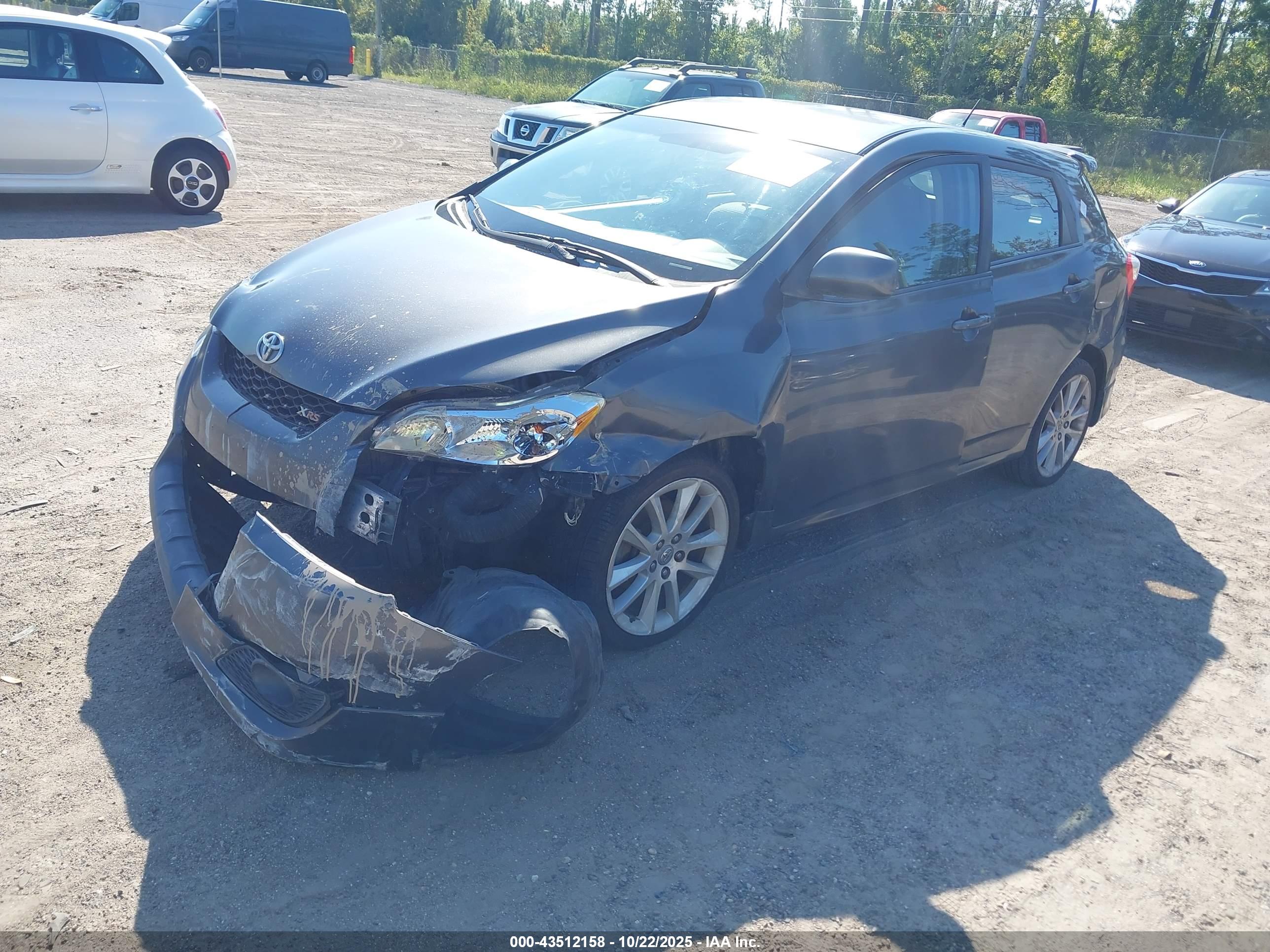 TOYOTA MATRIX image 2