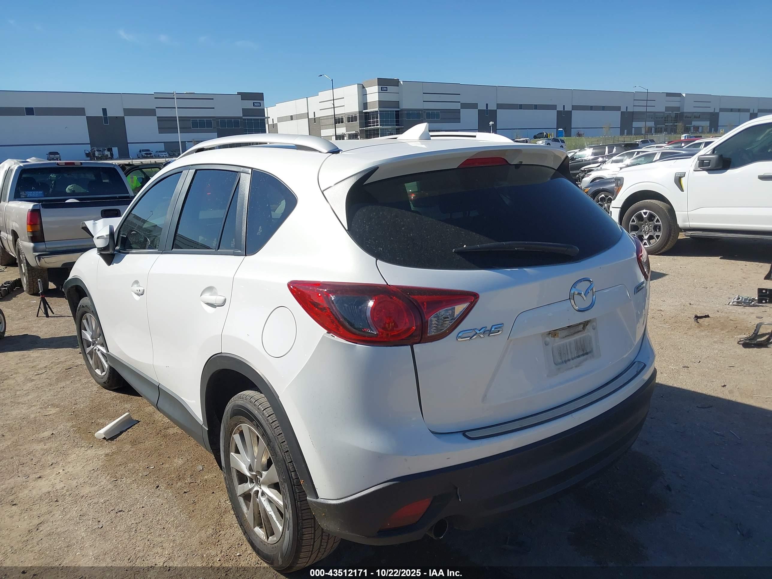 MAZDA CX-5 image 3