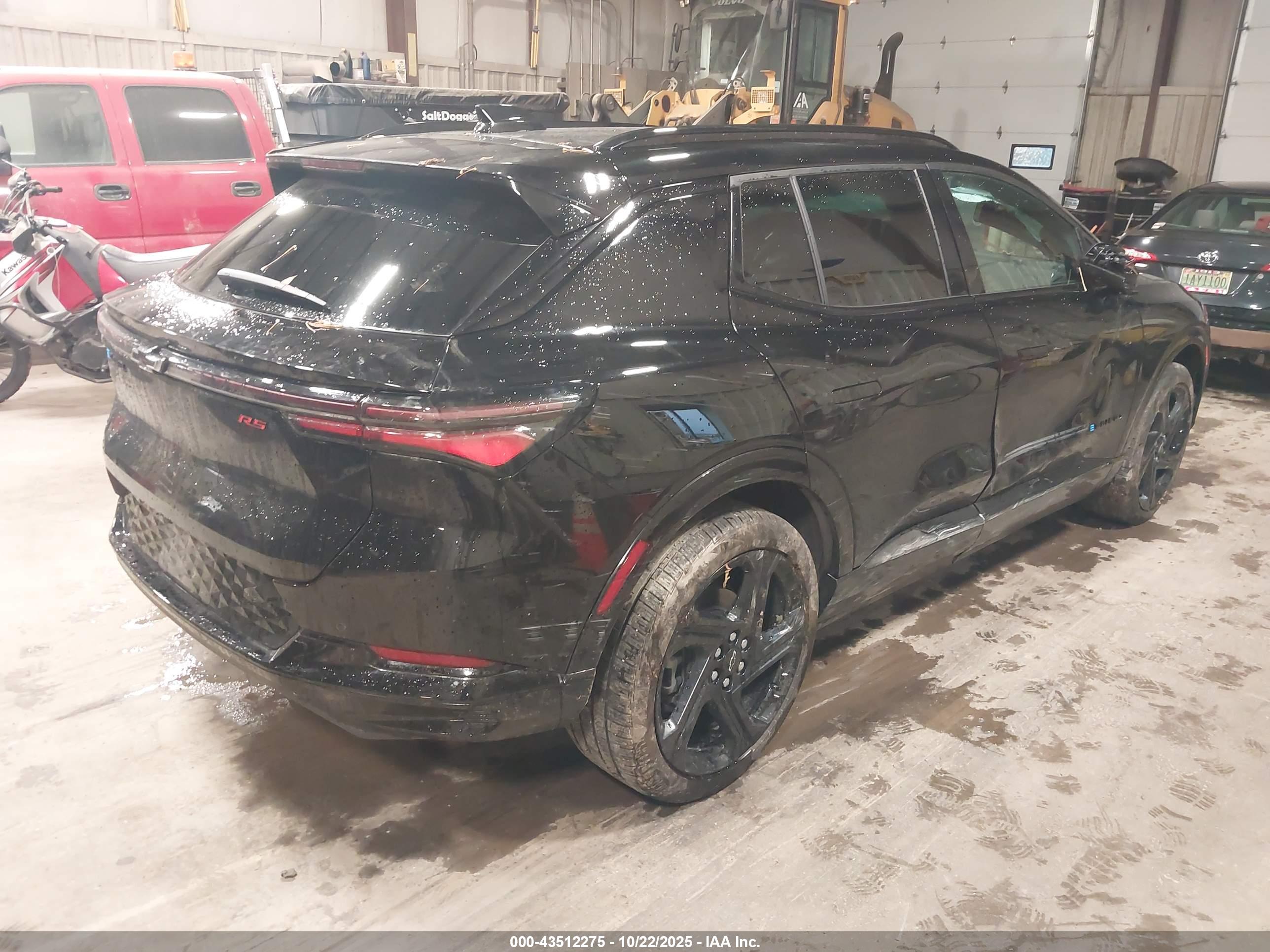 CHEVROLET EQUINOX image 4