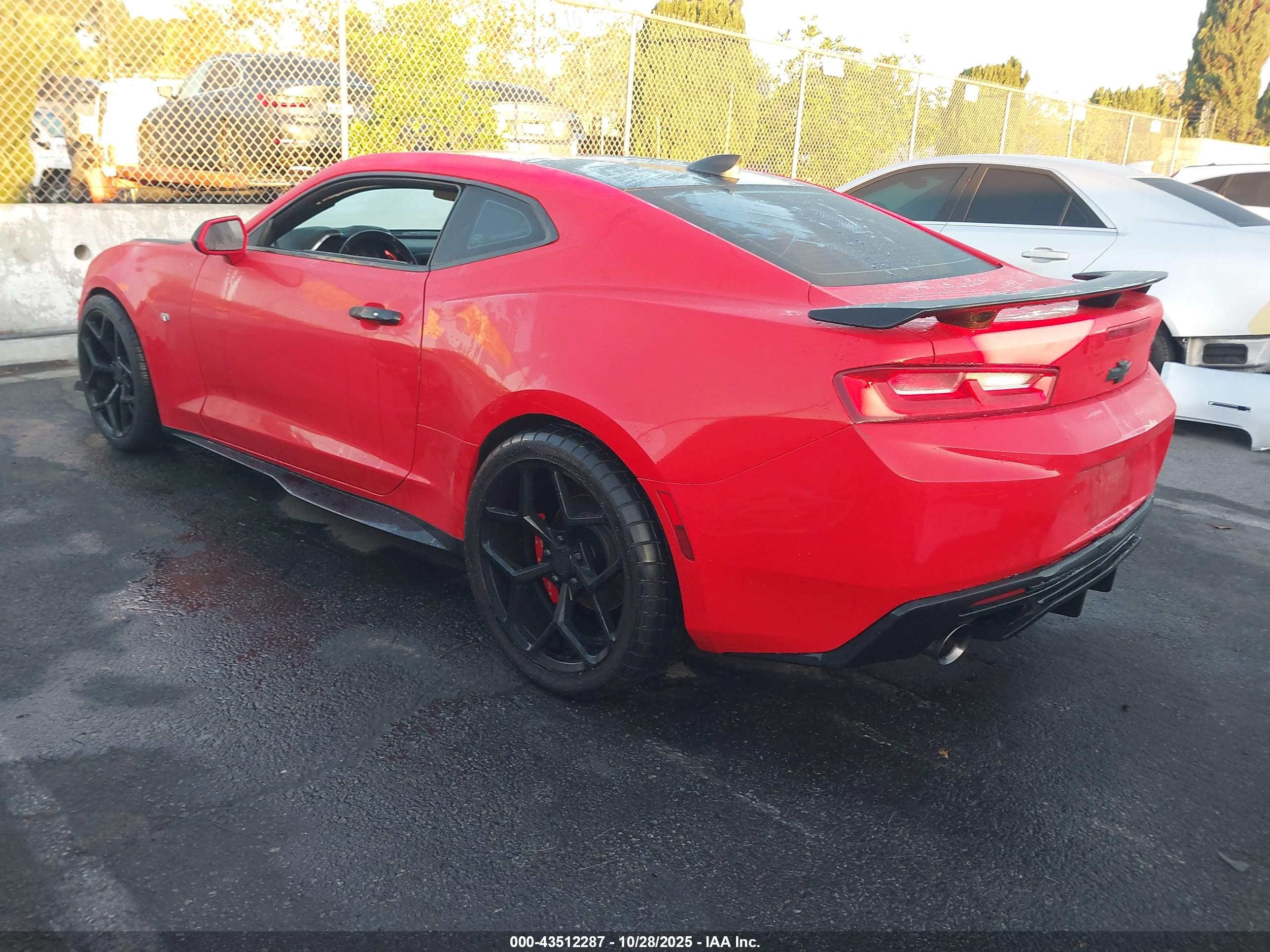 CHEVROLET CAMARO image 3