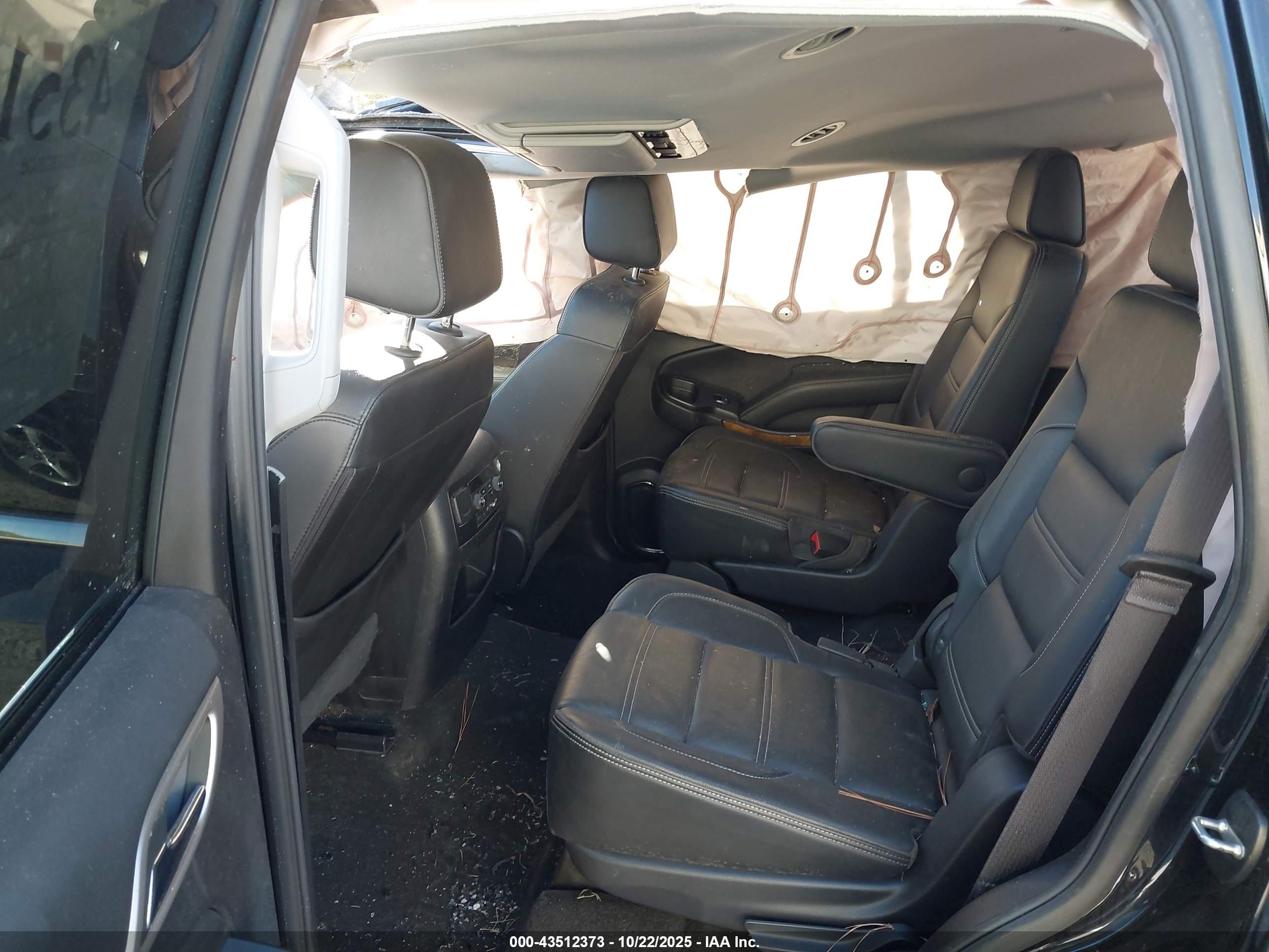 GMC YUKON image 8
