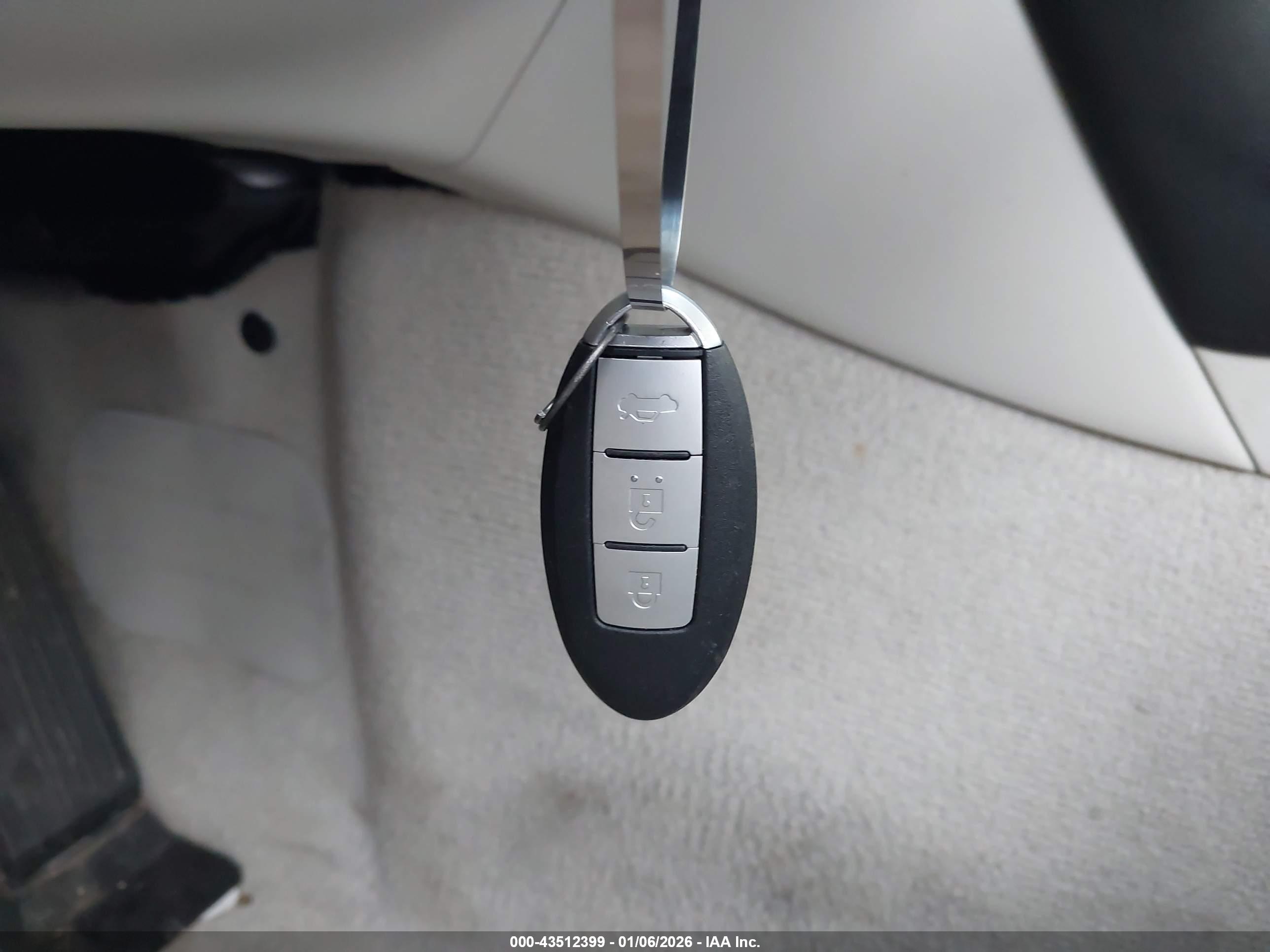 INFINITI Q50 image 11