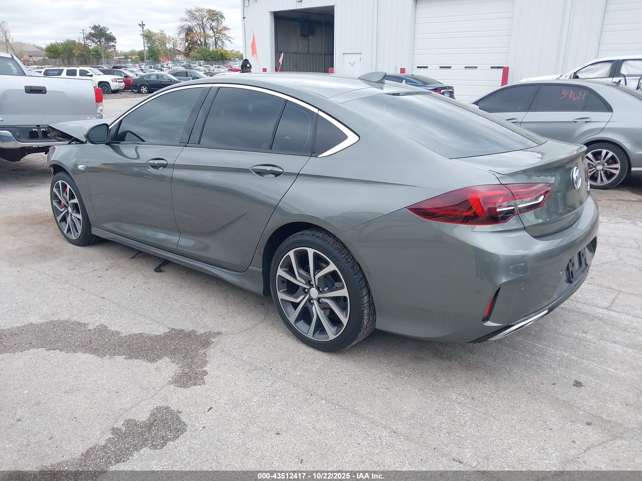 BUICK REGAL image 3