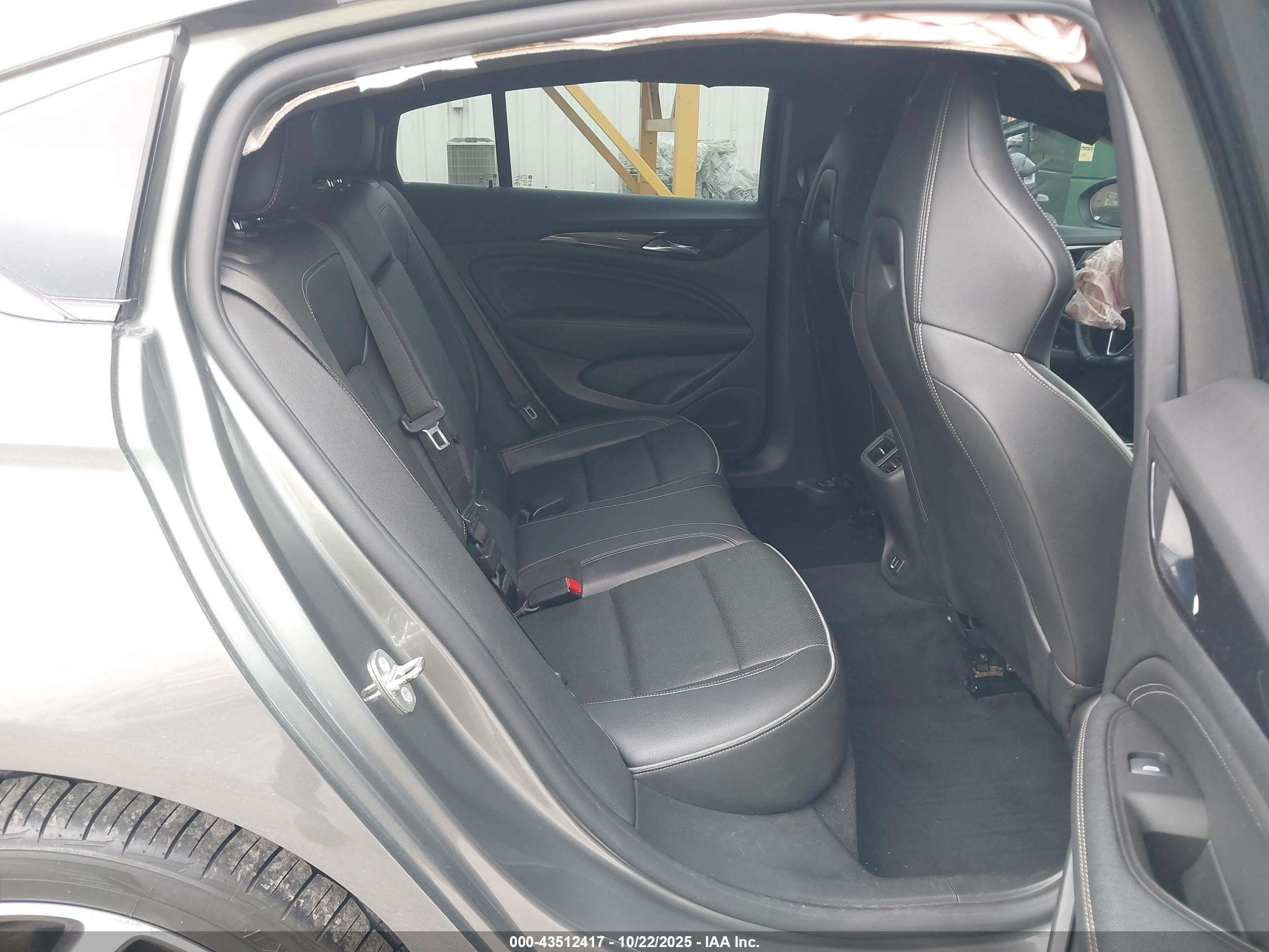 BUICK REGAL image 8