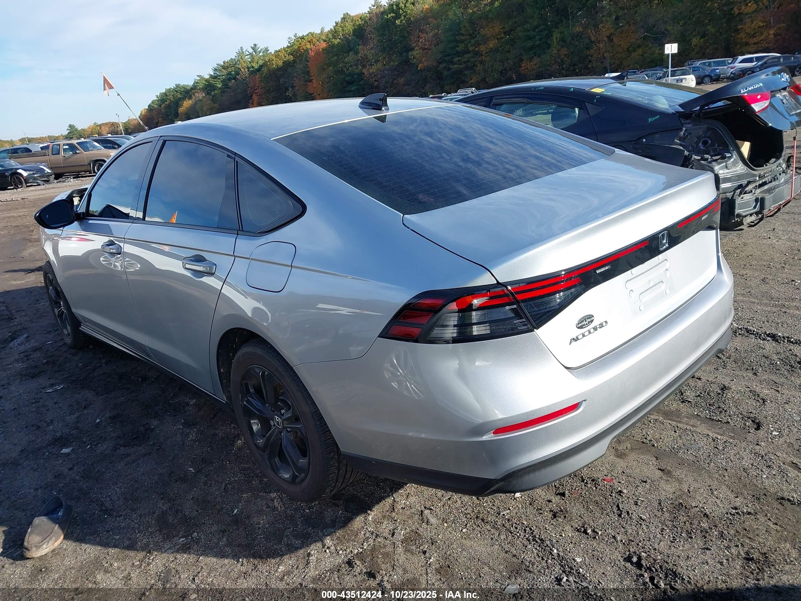 HONDA ACCORD image 3