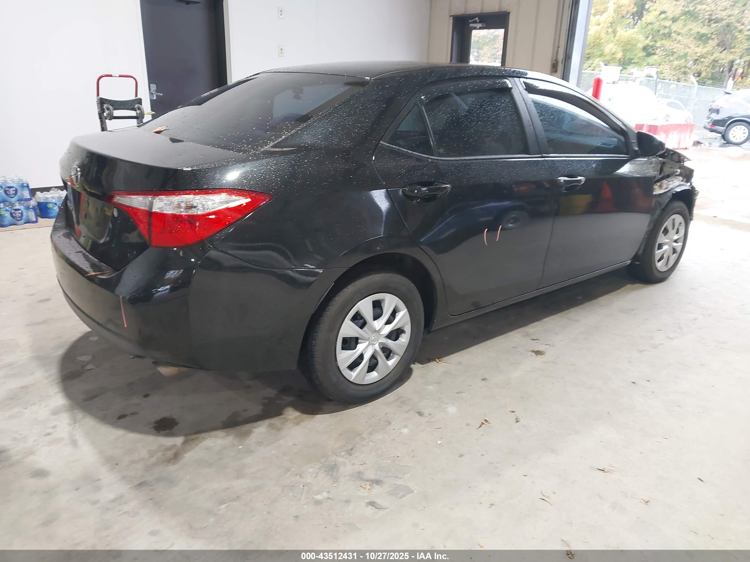TOYOTA COROLLA image 4