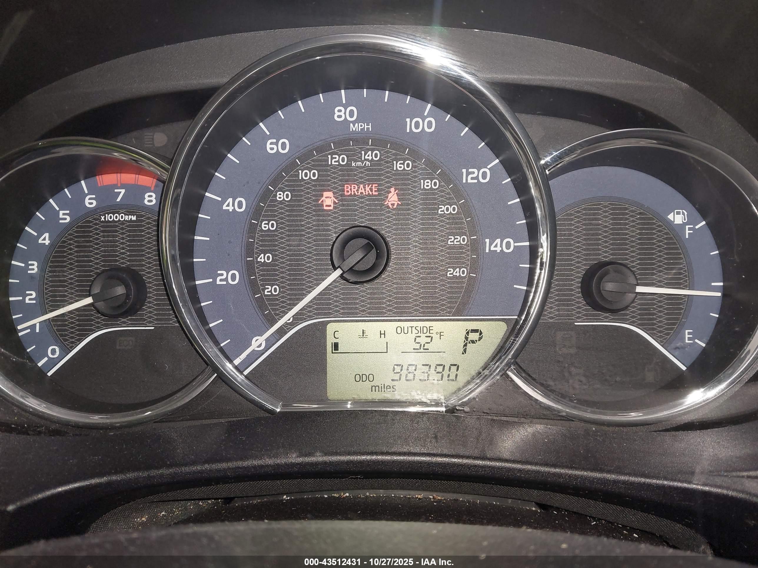 TOYOTA COROLLA image 7