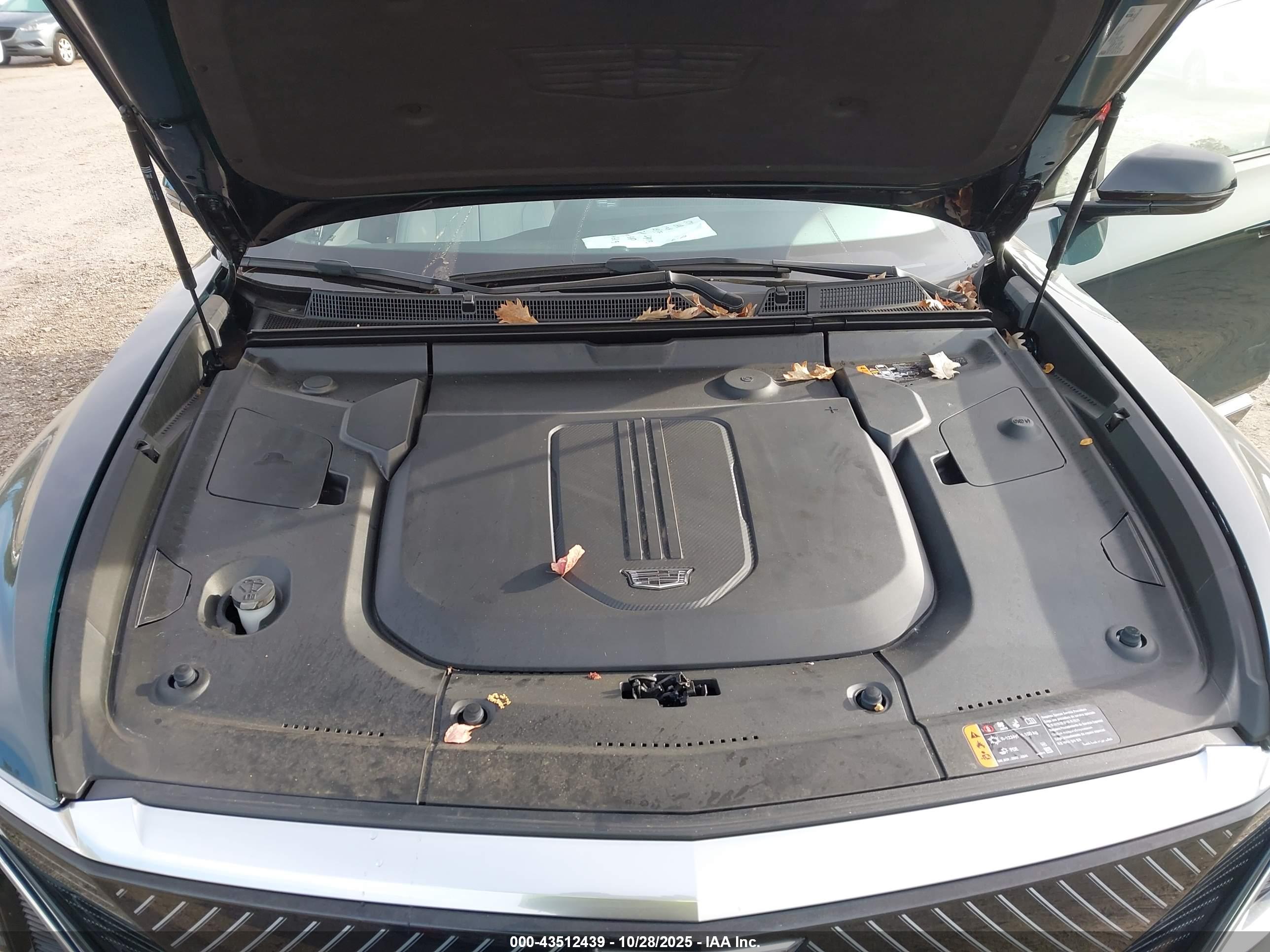 CADILLAC LYRIQ image 10