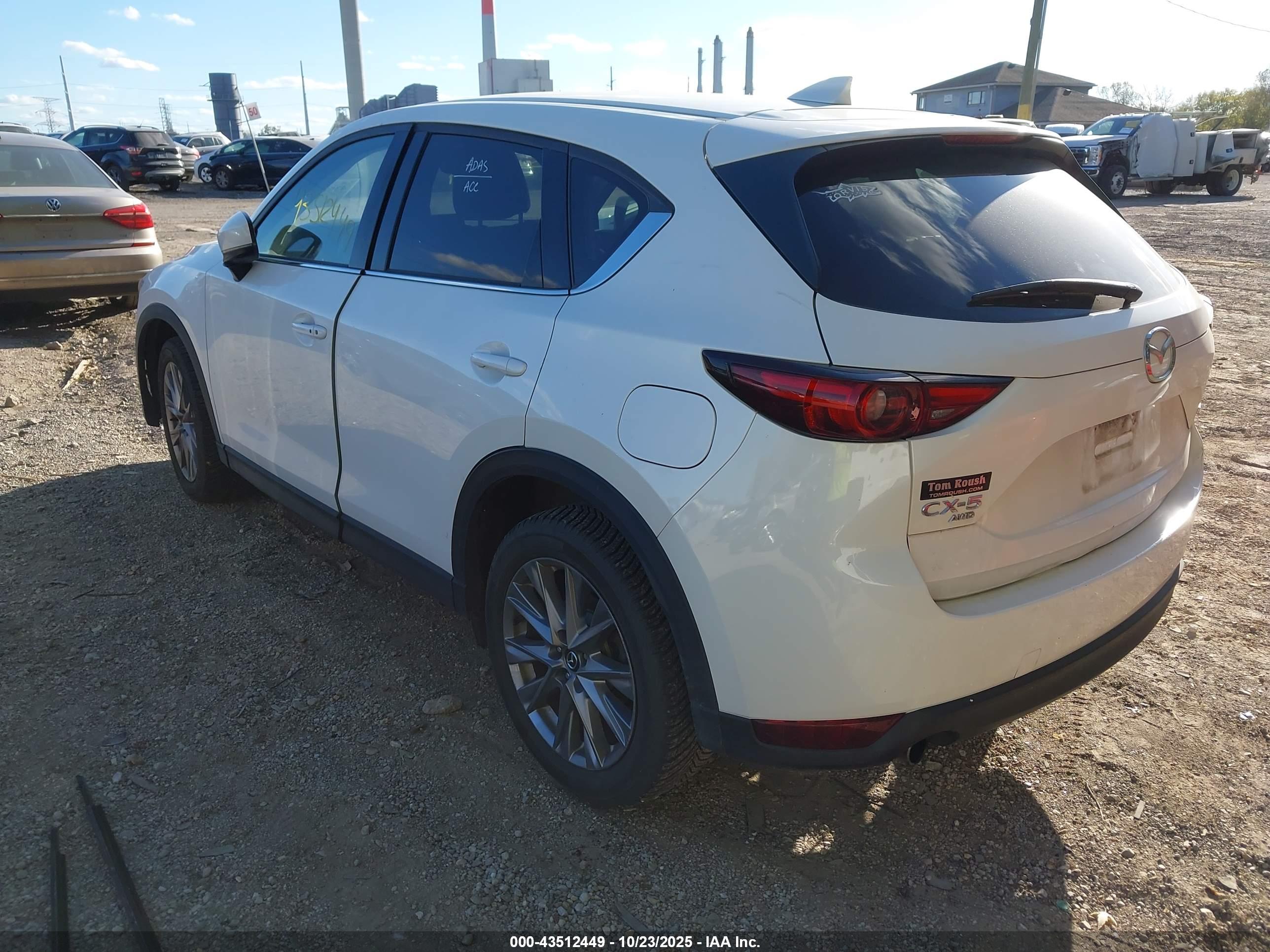 MAZDA CX-5 image 3