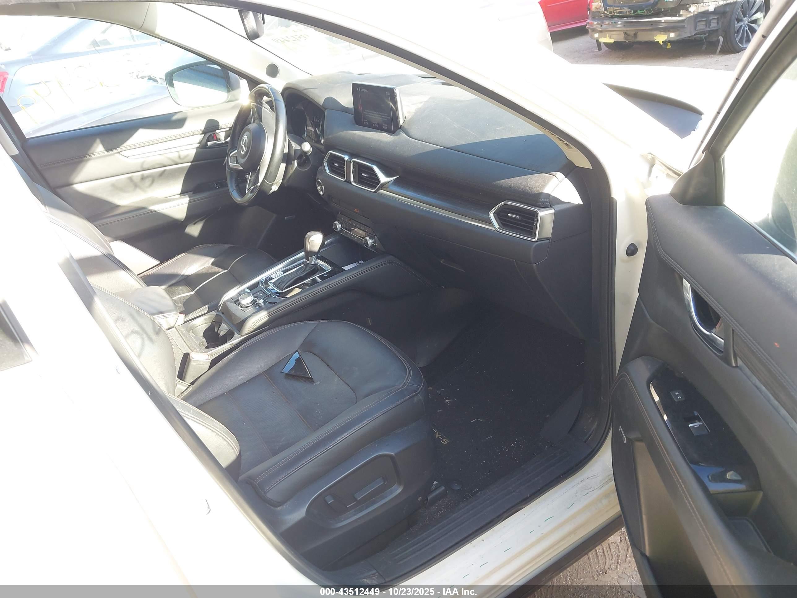 MAZDA CX-5 image 5