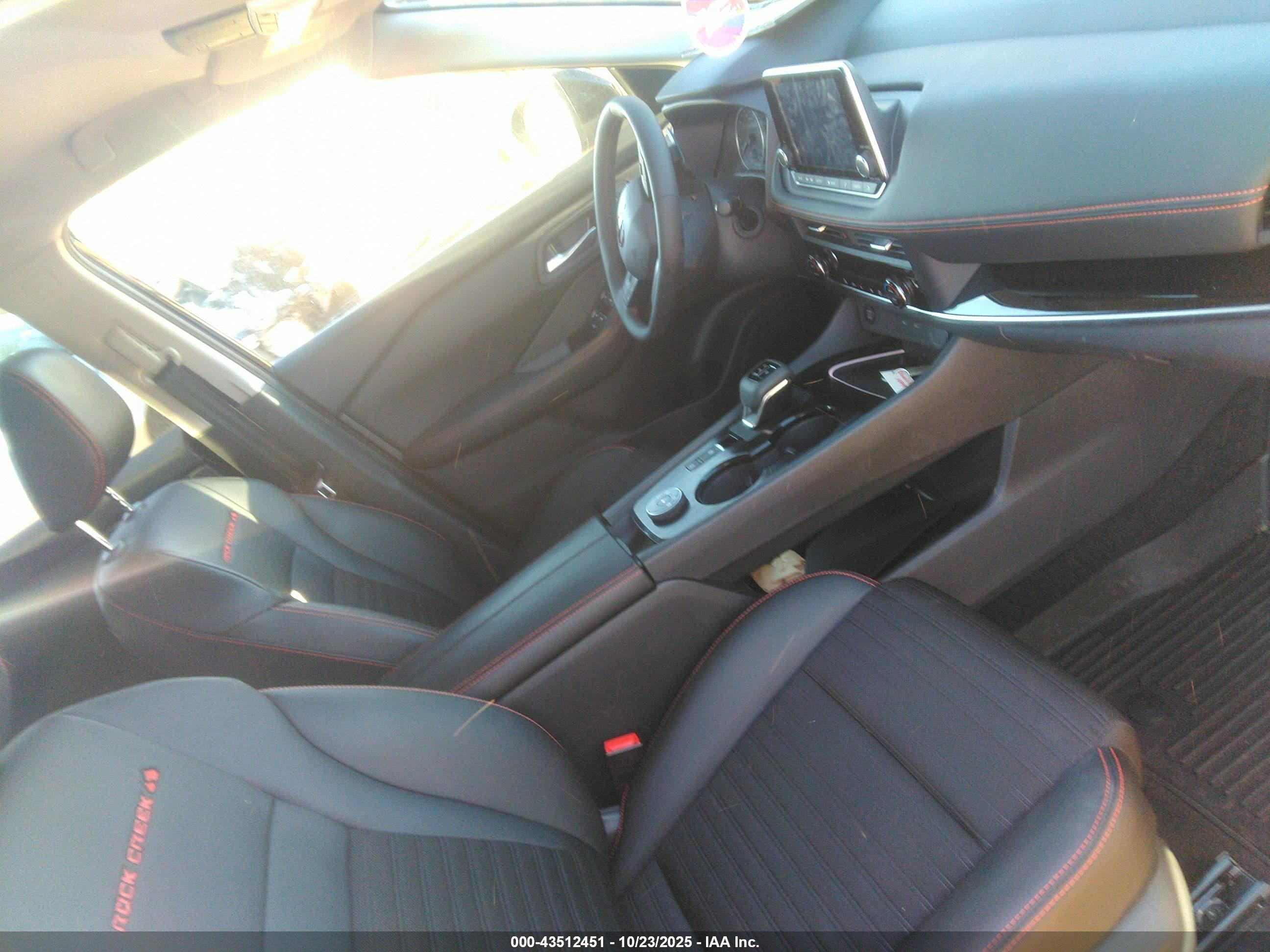 NISSAN ROGUE image 5