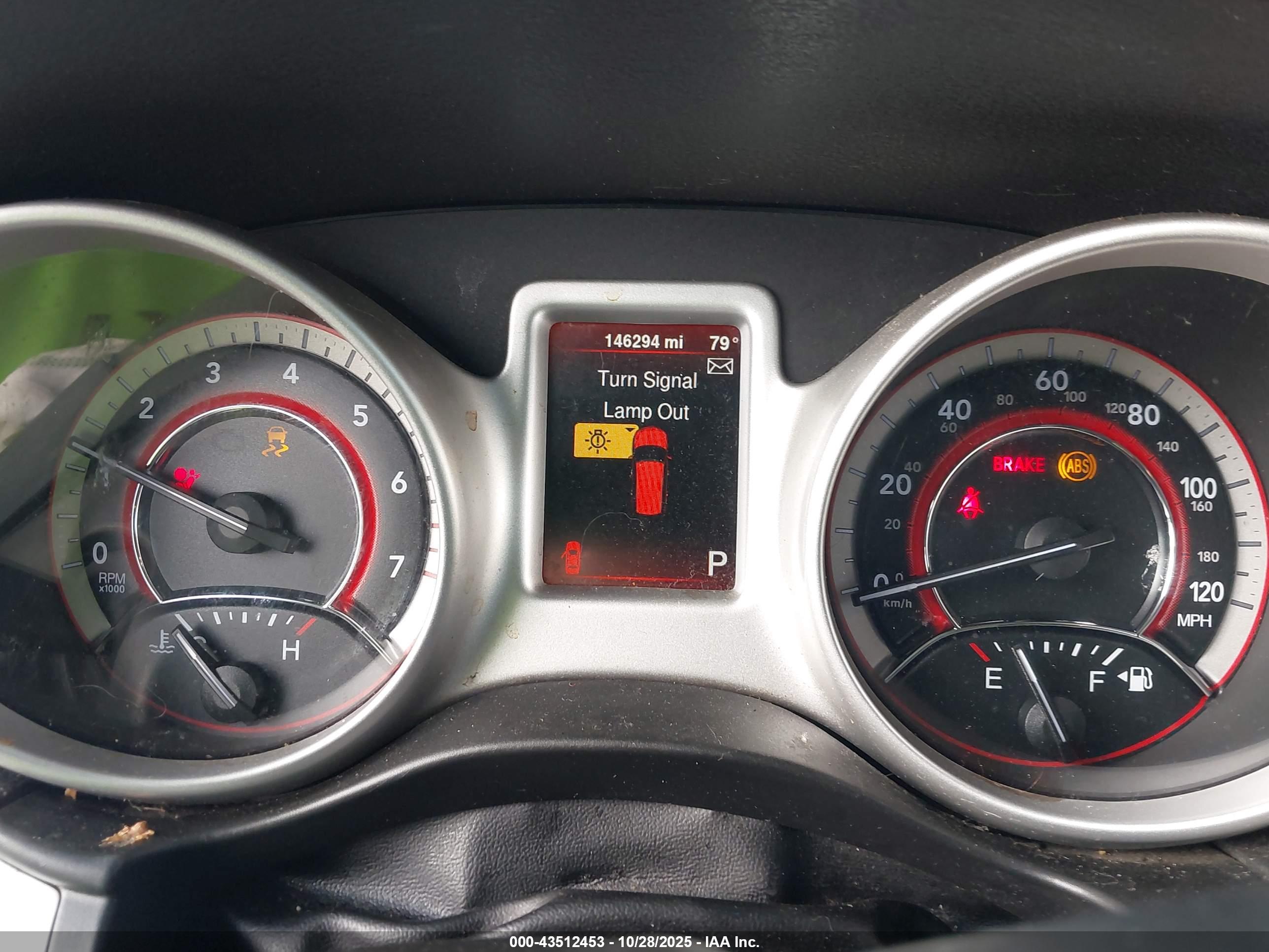 DODGE JOURNEY image 7