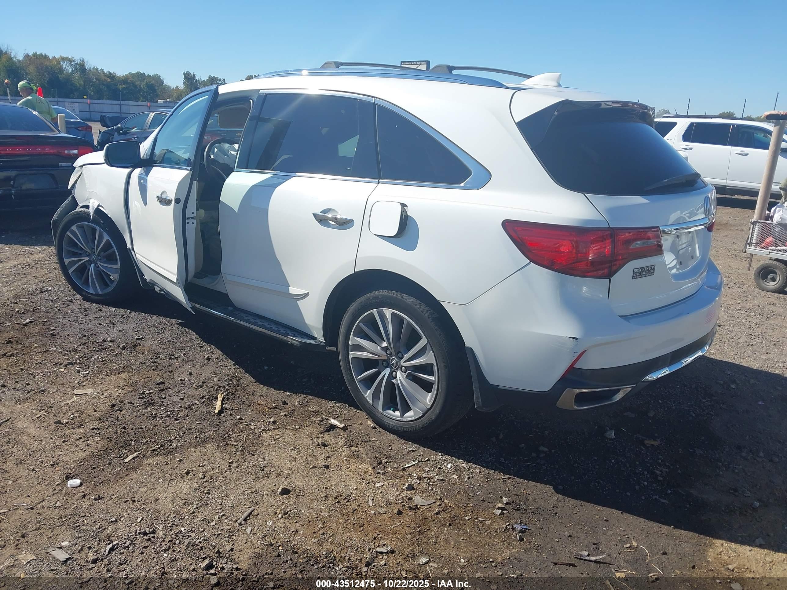 ACURA MDX image 3