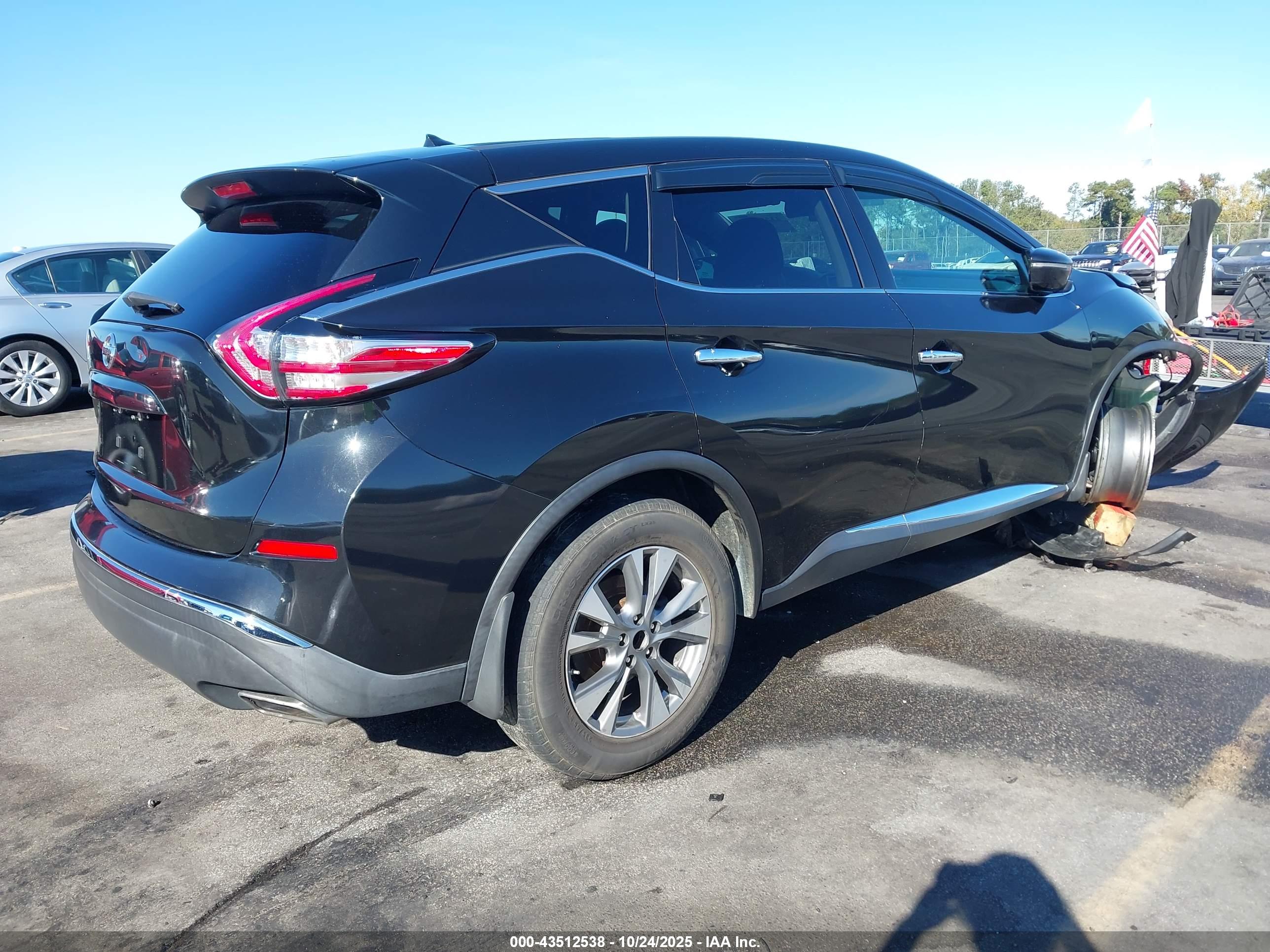 NISSAN MURANO image 4