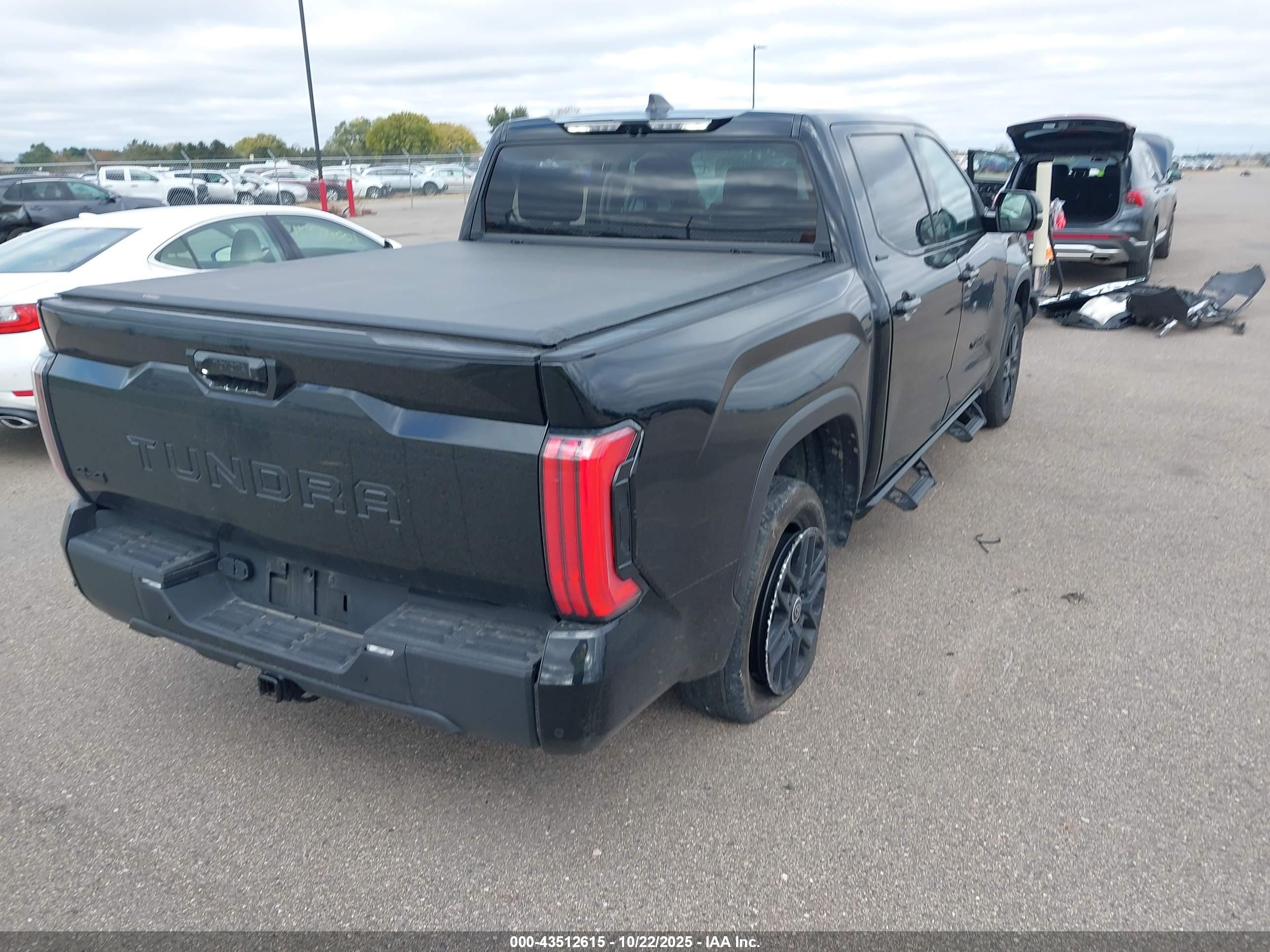 TOYOTA TUNDRA image 4