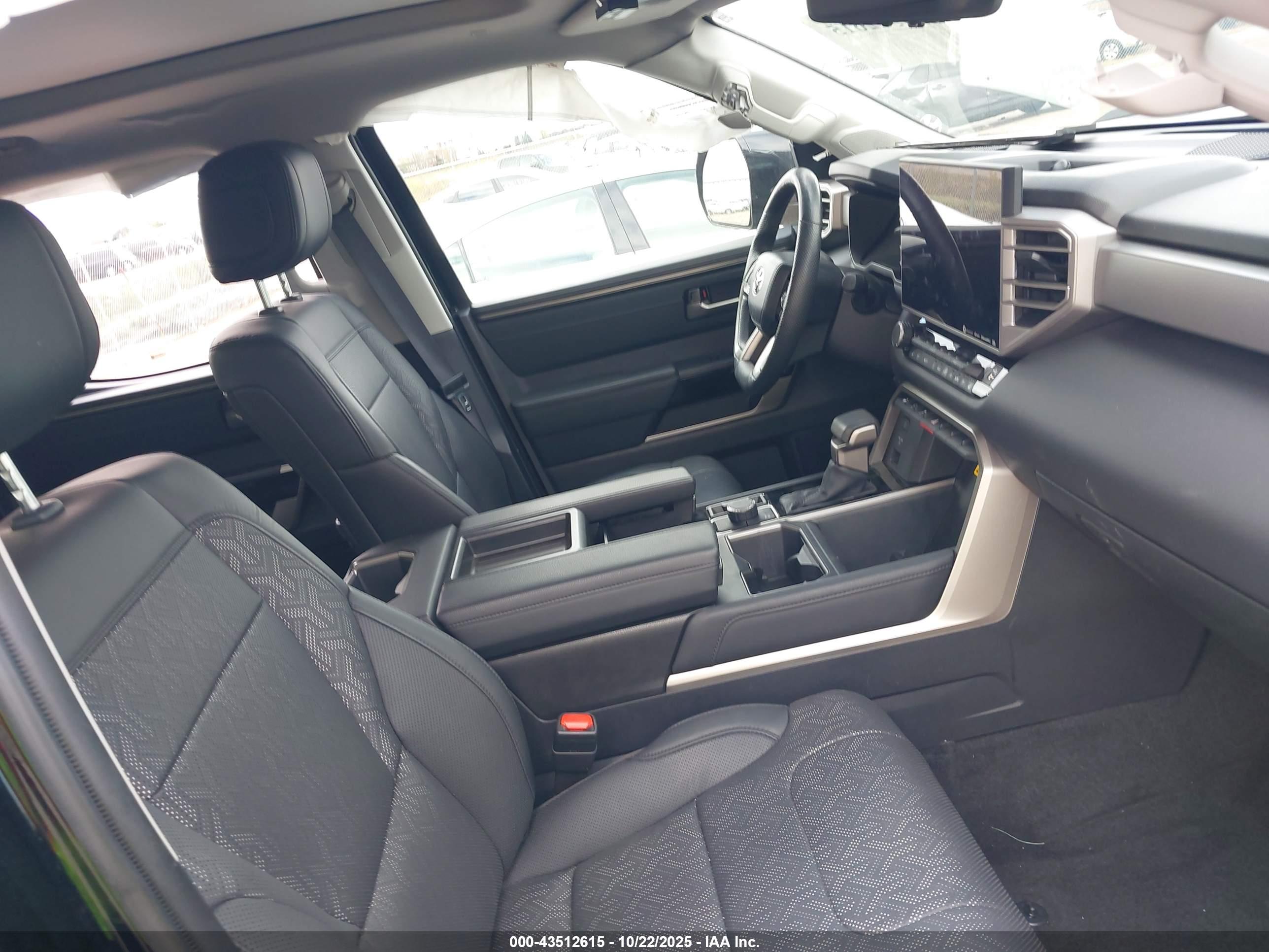 TOYOTA TUNDRA image 5
