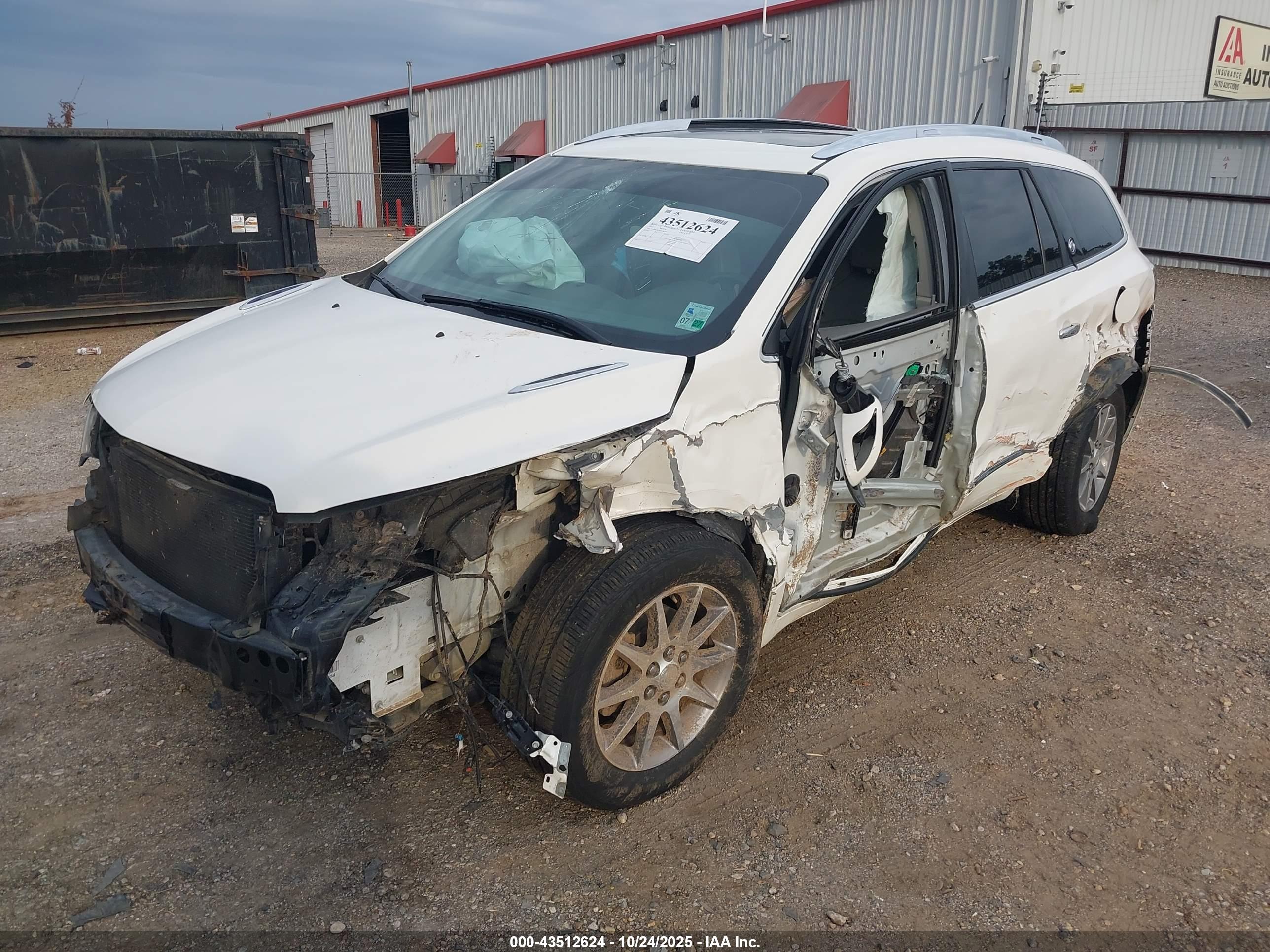 BUICK ENCLAVE image 2