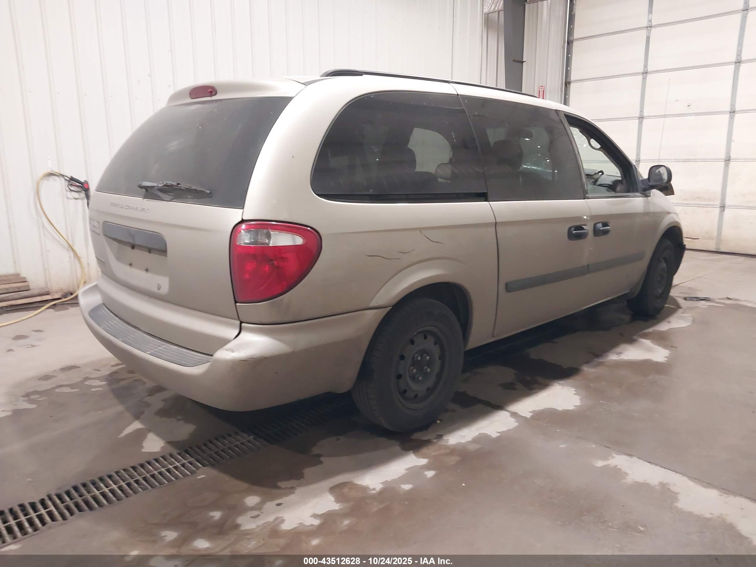 DODGE GRAND image 4