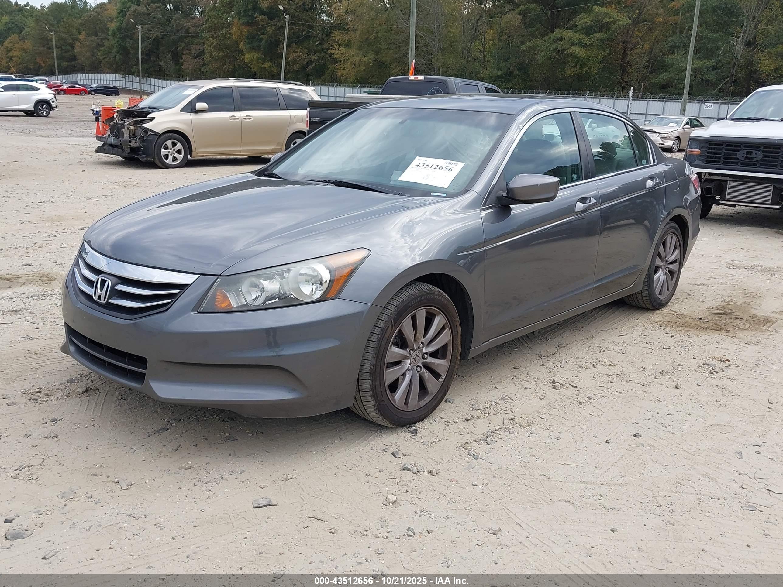 HONDA ACCORD image 2