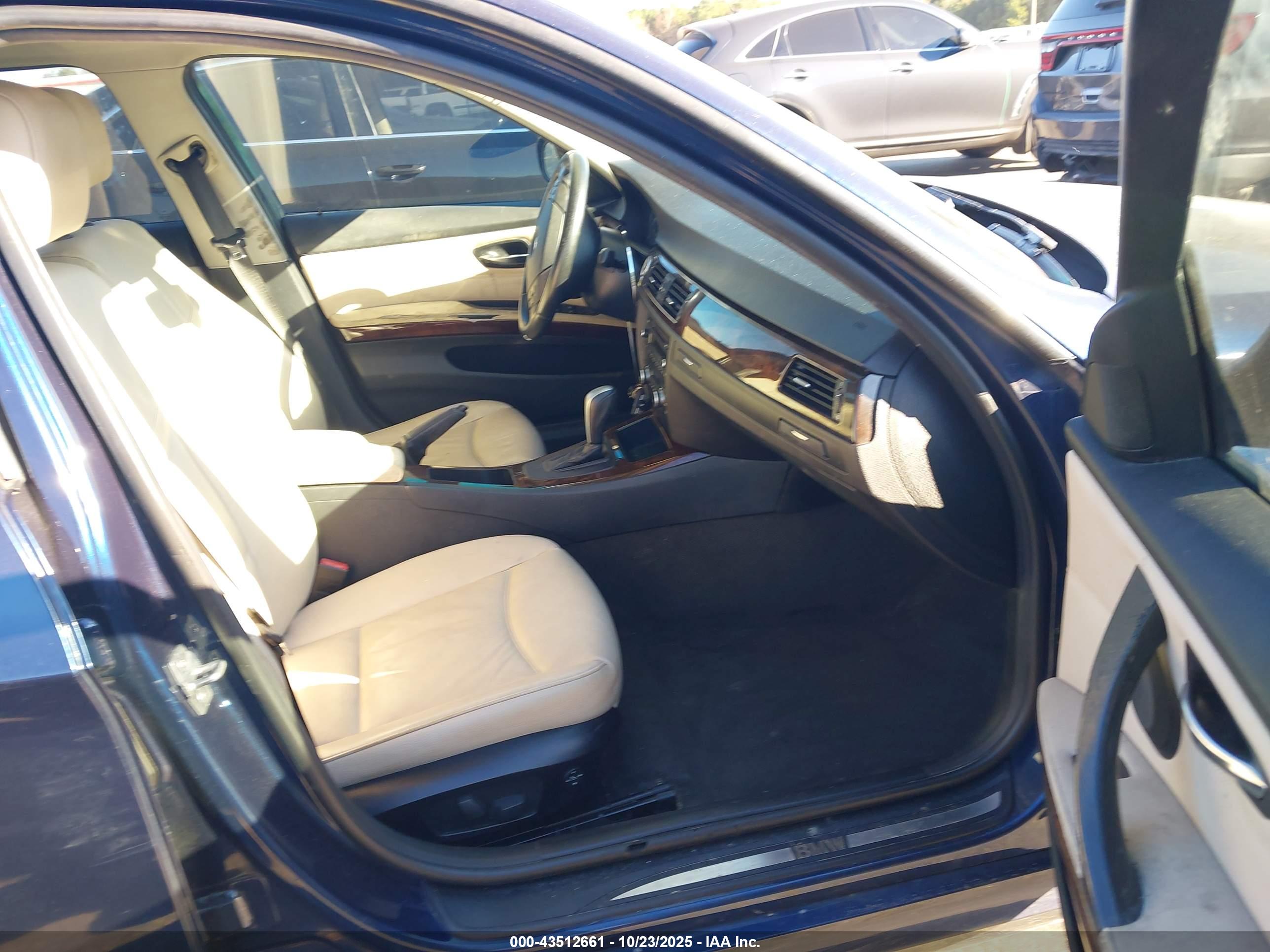 BMW 328I image 5
