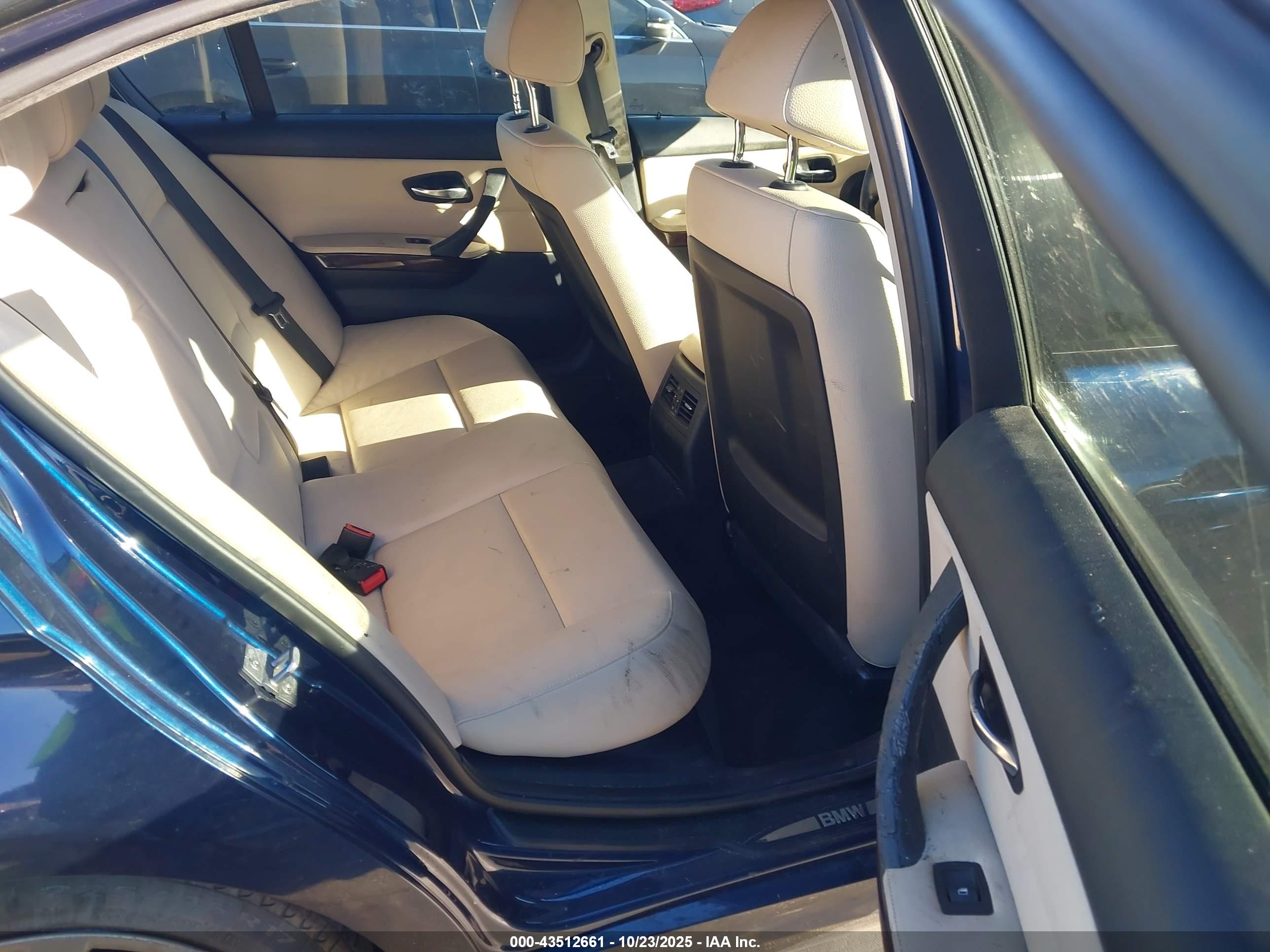 BMW 328I image 8