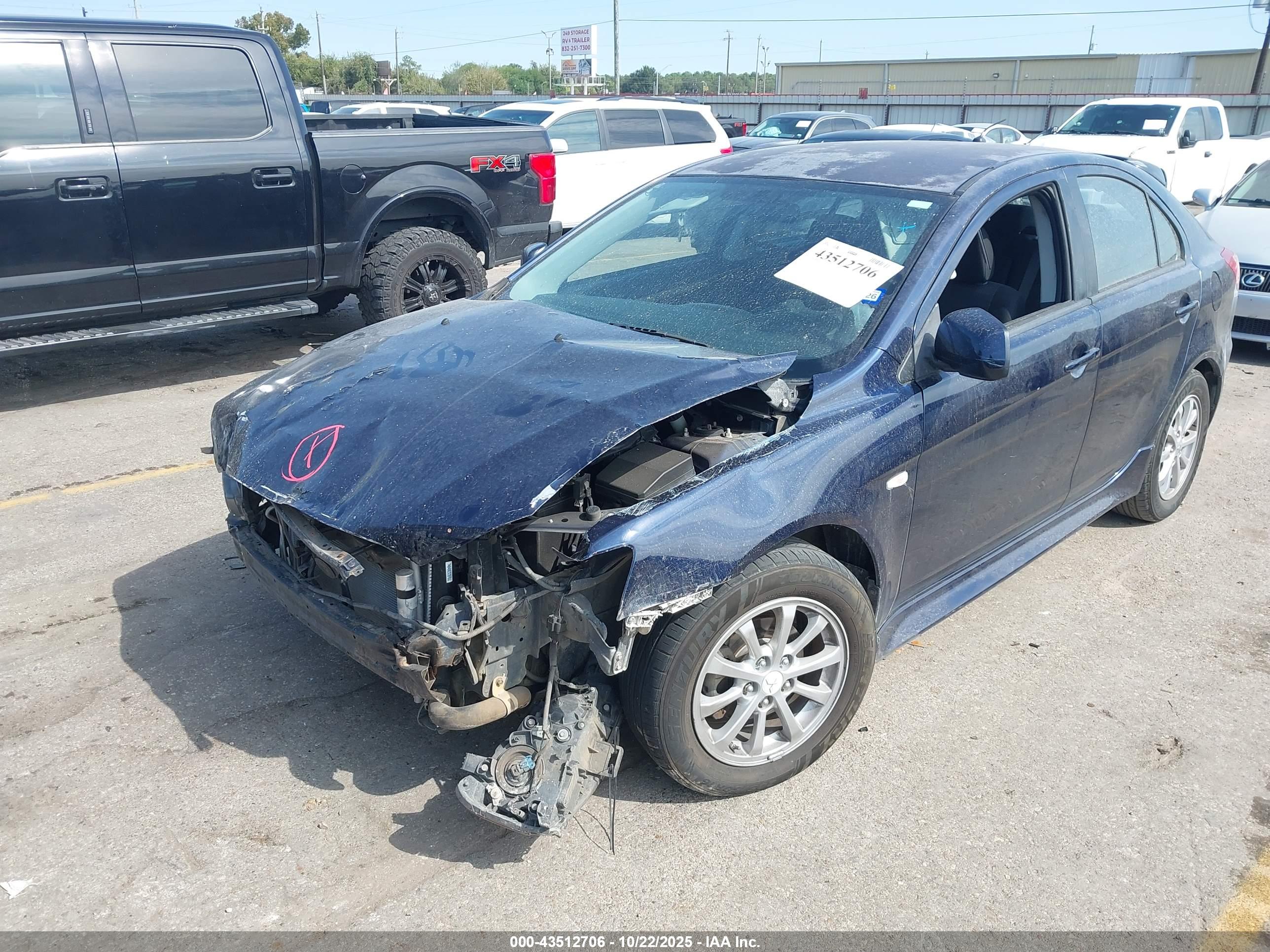 MITSUBISHI LANCER image 2