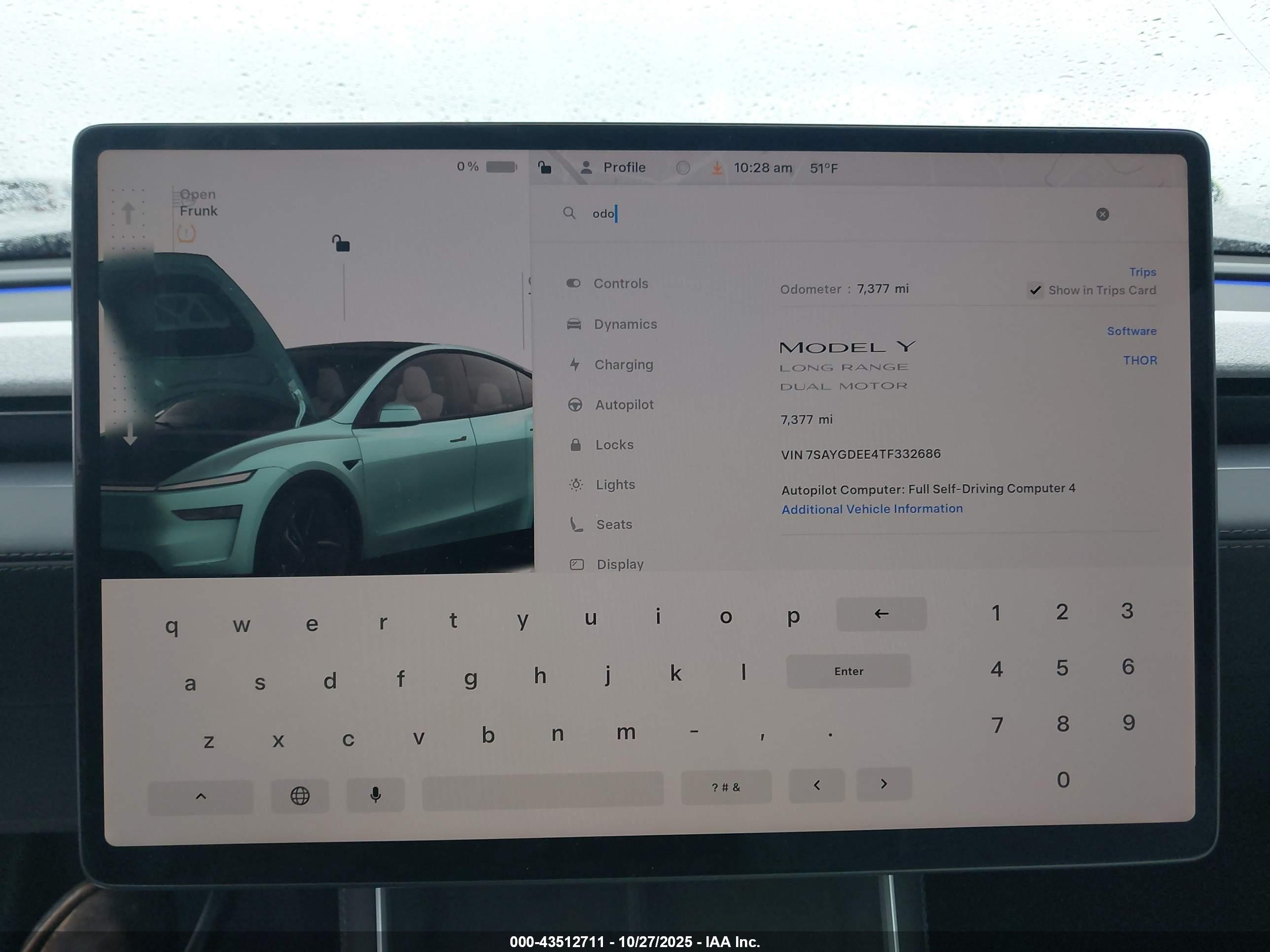 TESLA MODEL image 7